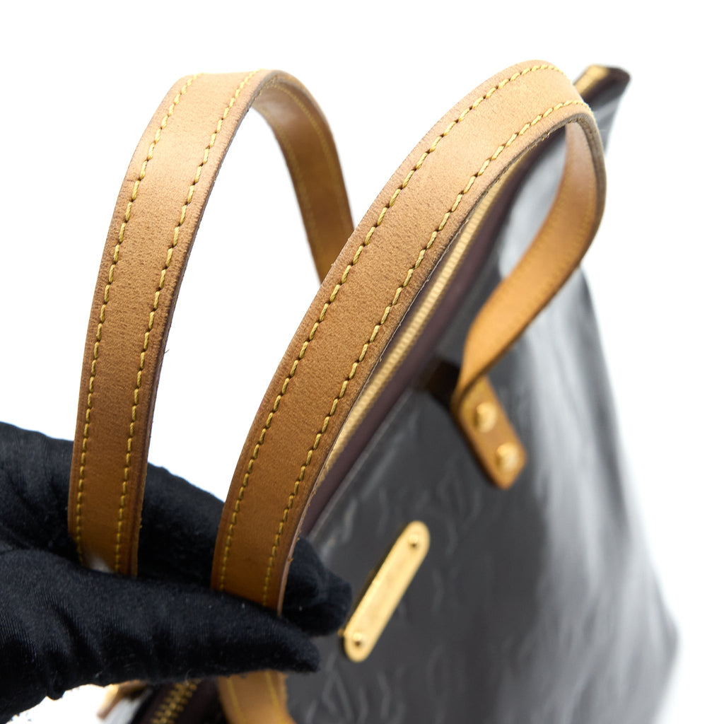 LOUIS VUITTON VERNIS BELLEVUE GM BAG PATENT AMARANTE GHW