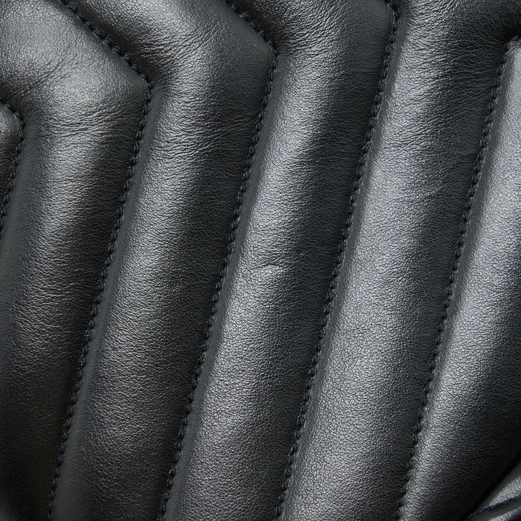 SAINT LAURENT / YSL LOULOU MEDIUM BAG CALFSKIN BLACK SHW