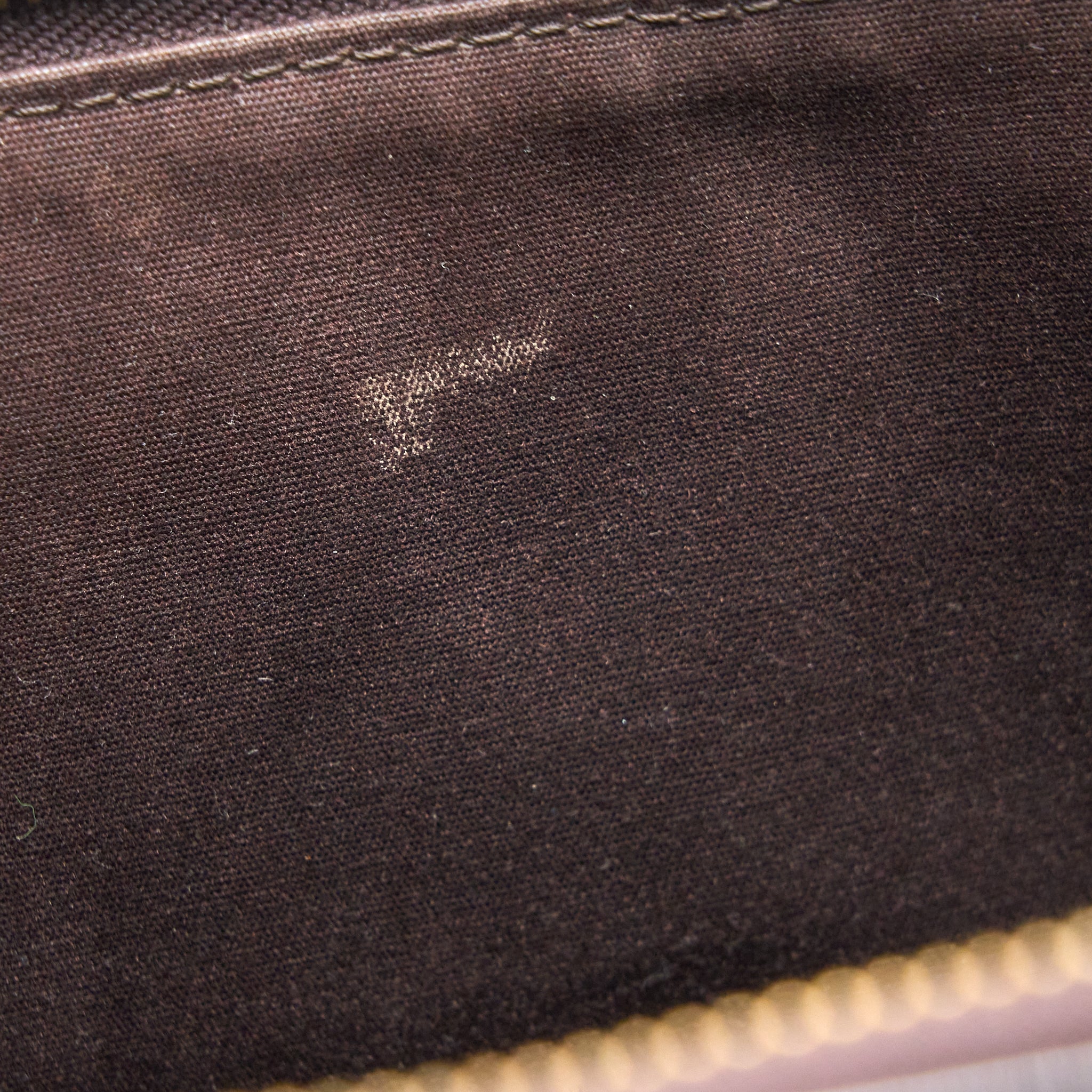 LOUIS VUITTON VERNIS BELLEVUE GM BAG PATENT AMARANTE GHW