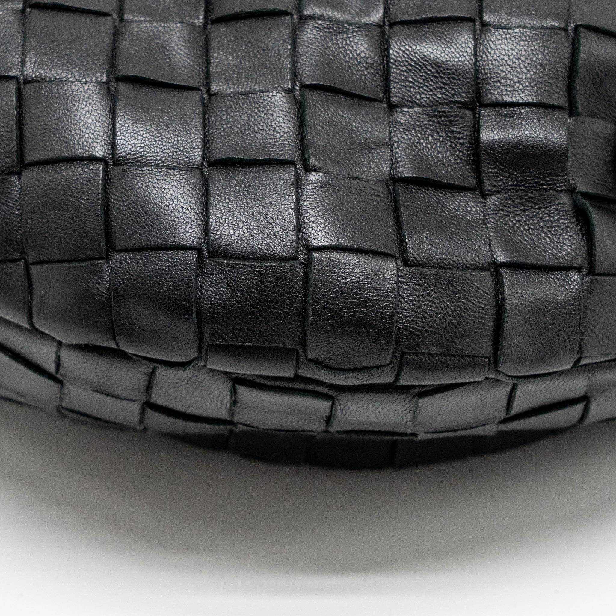 BOTTEGA VENETA SMALL JODIE LAMBSKIN BLACK SHW