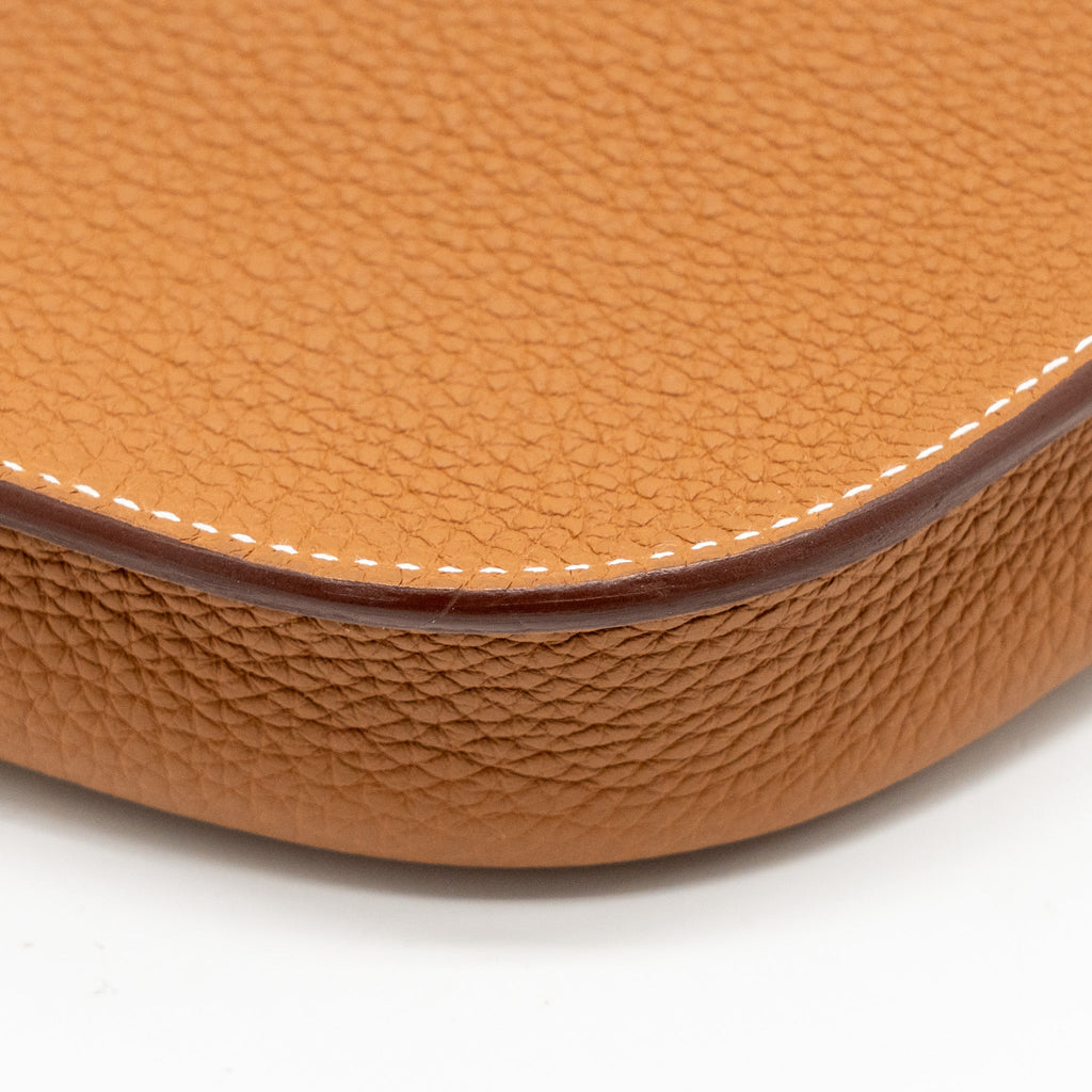 HERMES PERSPECTIVE CAVALIERE 21 BAG TOGO/VACHE HUNTER GOLD/FAUVE SHW