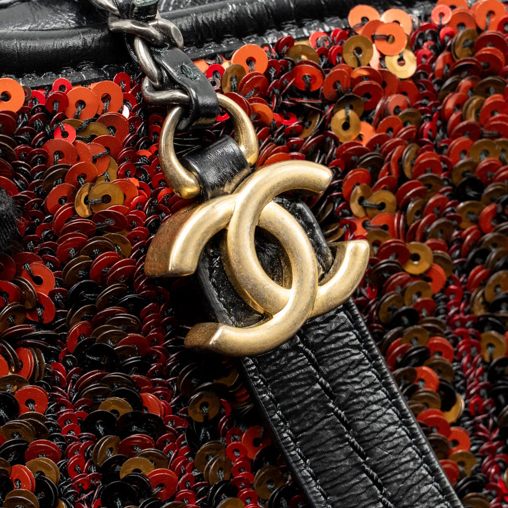CHANEL SMALL GABRIELLE HOBO BAG SEQUIN/SHINY CALFSKIN ORANGE/BLACK MULTICOLOUR HARDWARE