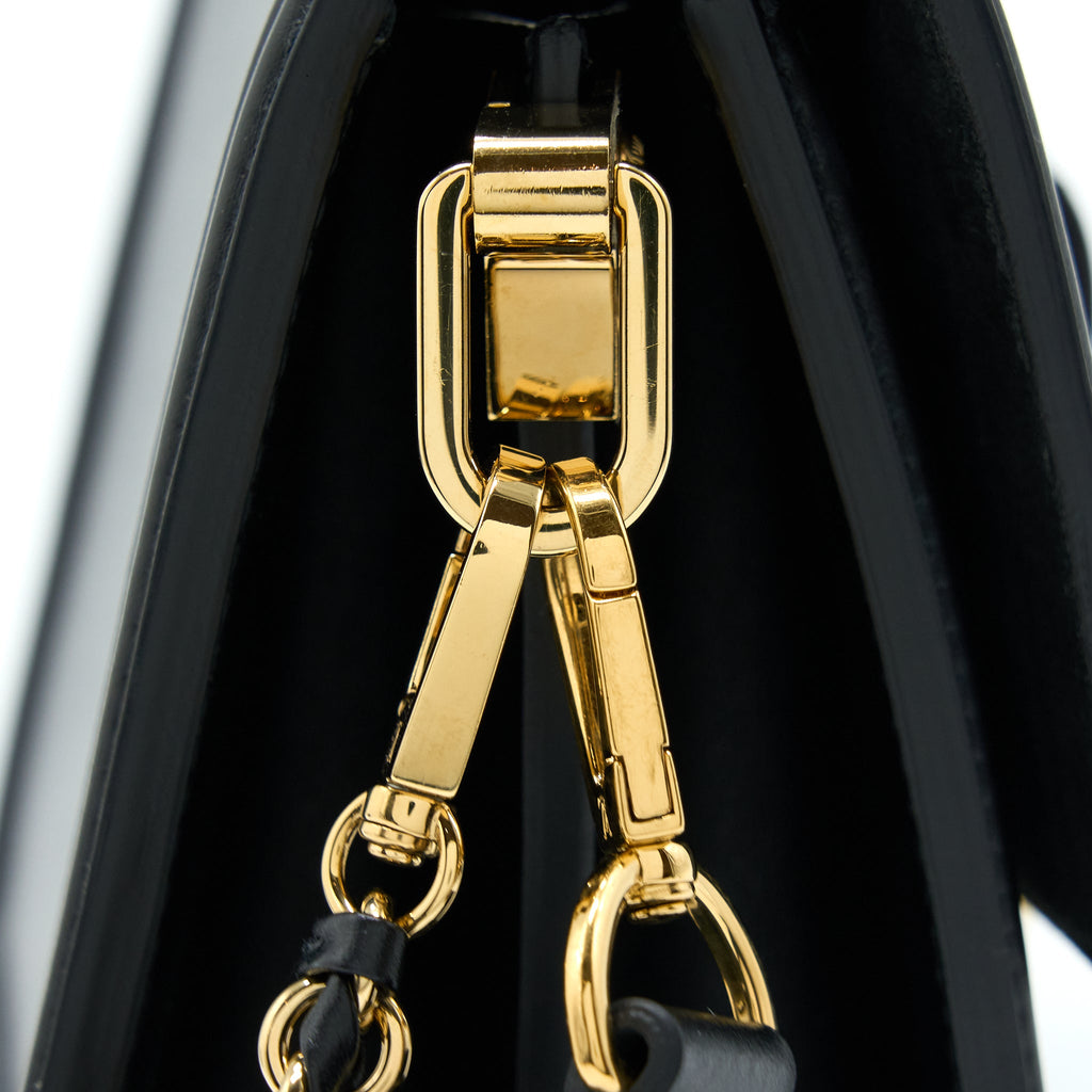 LOUIS VUITTON DAUPHINE MM EPI BLACK GHW
