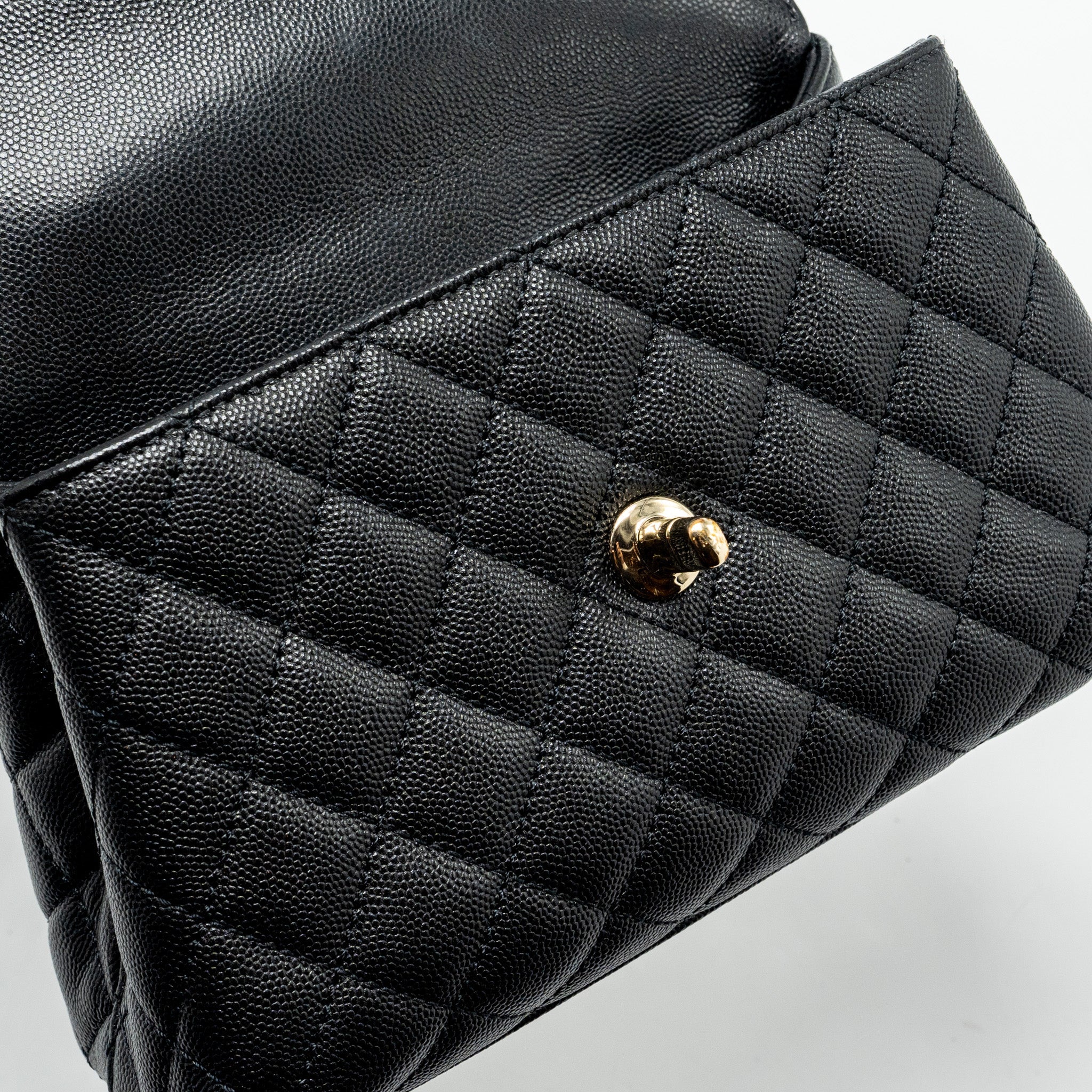 CHANEL SMALL COCO HANDLE CAVIAR BLACK LGHW (MICROCHIP)