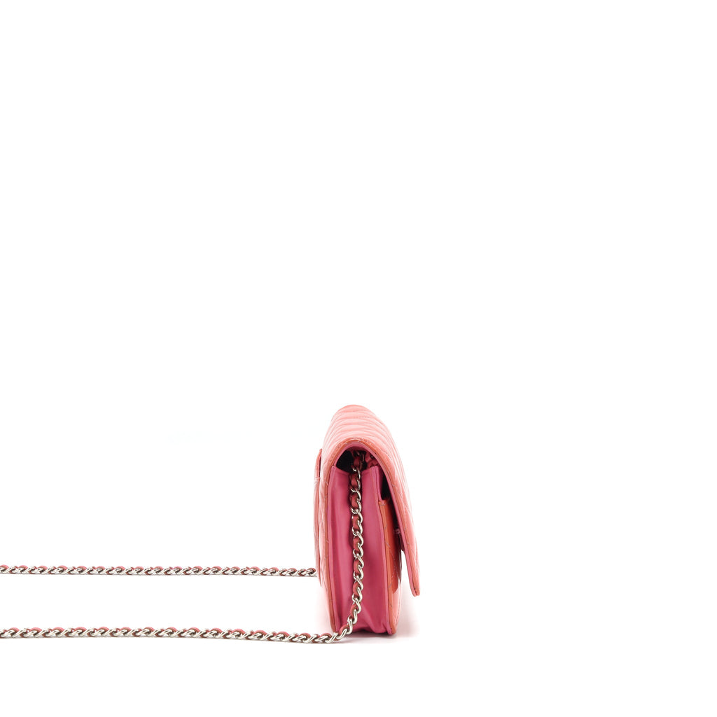 CHANEL WALLET ON CHAINS RED PATENT SHW
