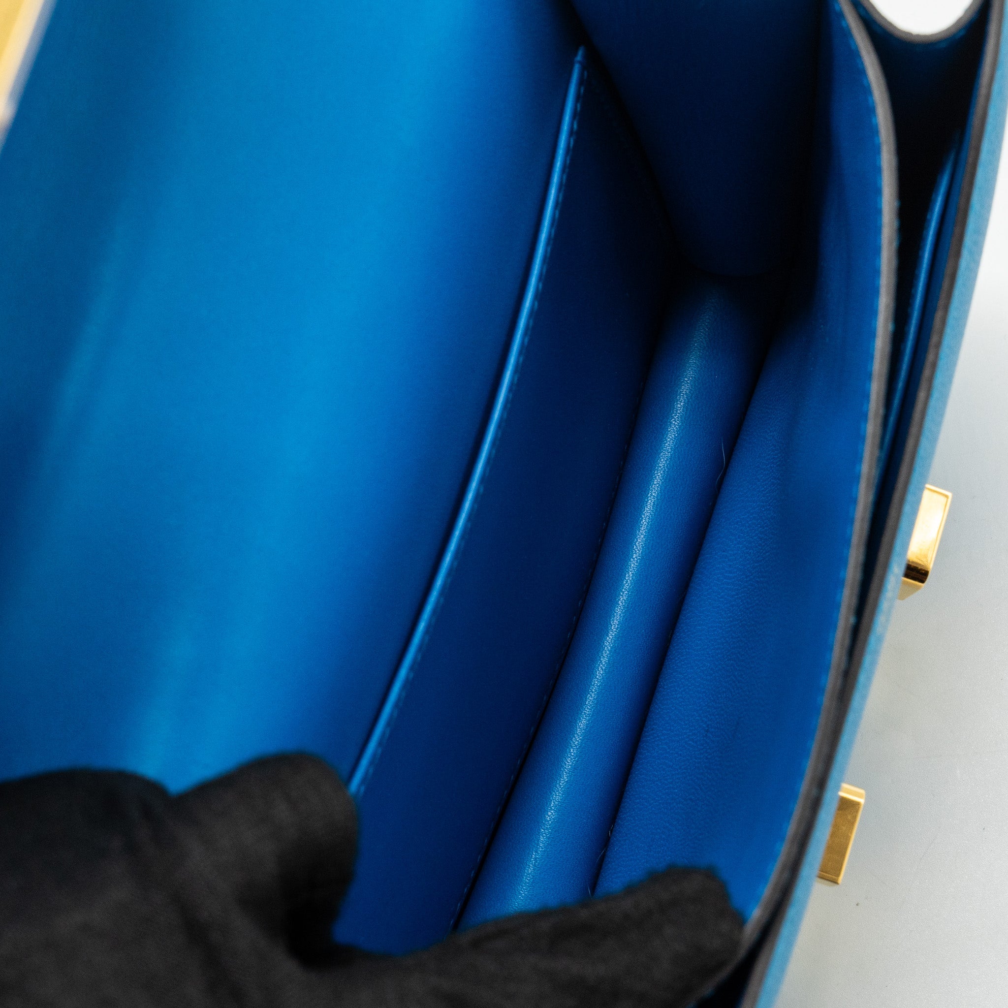 HERMES MINI CONSTANCE EVERCOLOR B3 BLEU ZANZIBAR GHW
