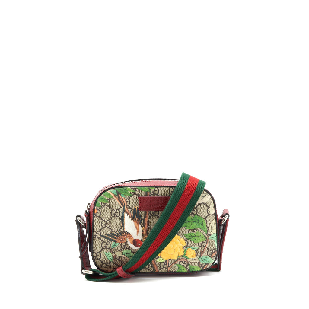 GUCCI PRINTED SUPREME CANVAS CAMERA BAG RED