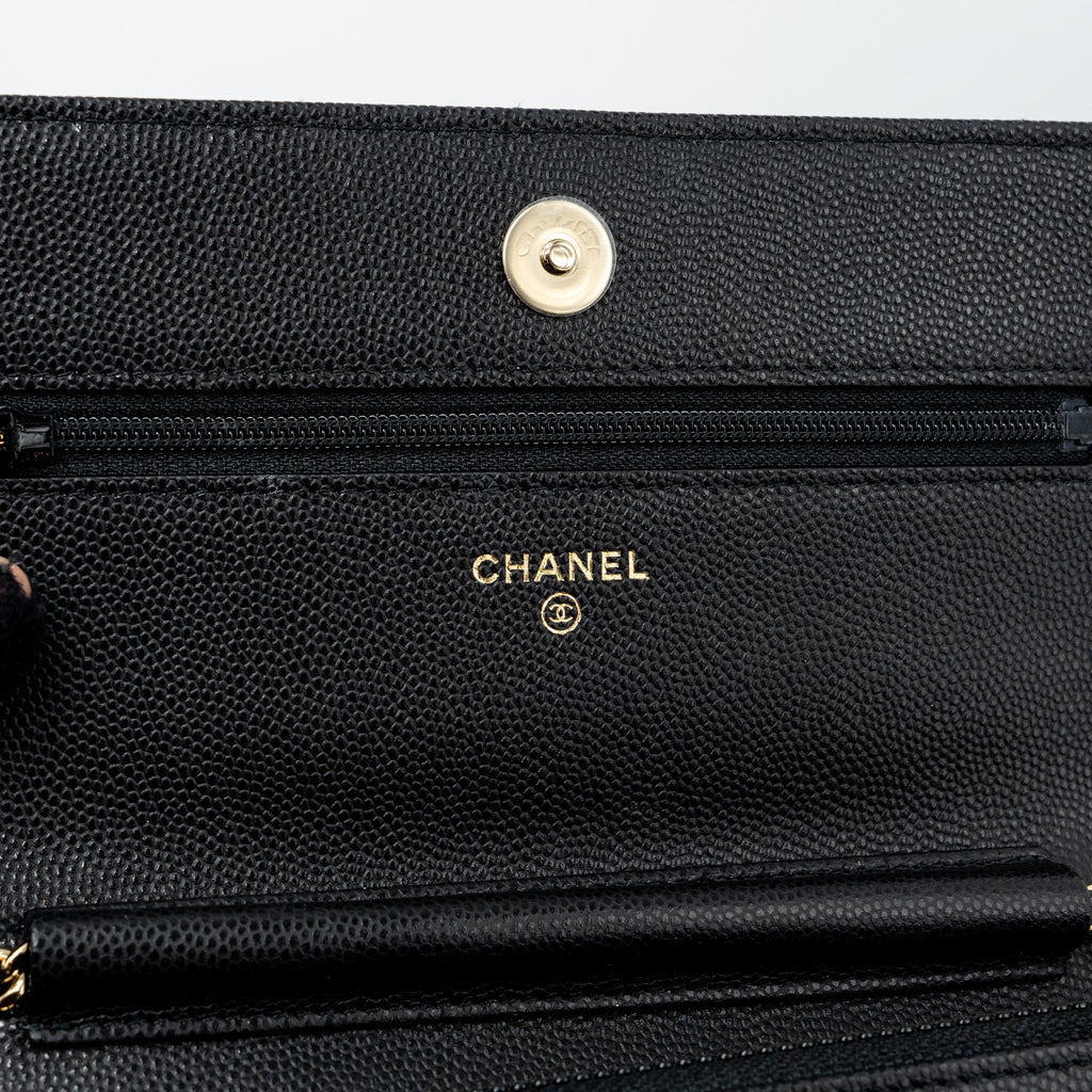 CHANEL DETAILED LOGO WALLET ON CHAIN BLACK CAVIAR LGHW (MICROCHIP)
