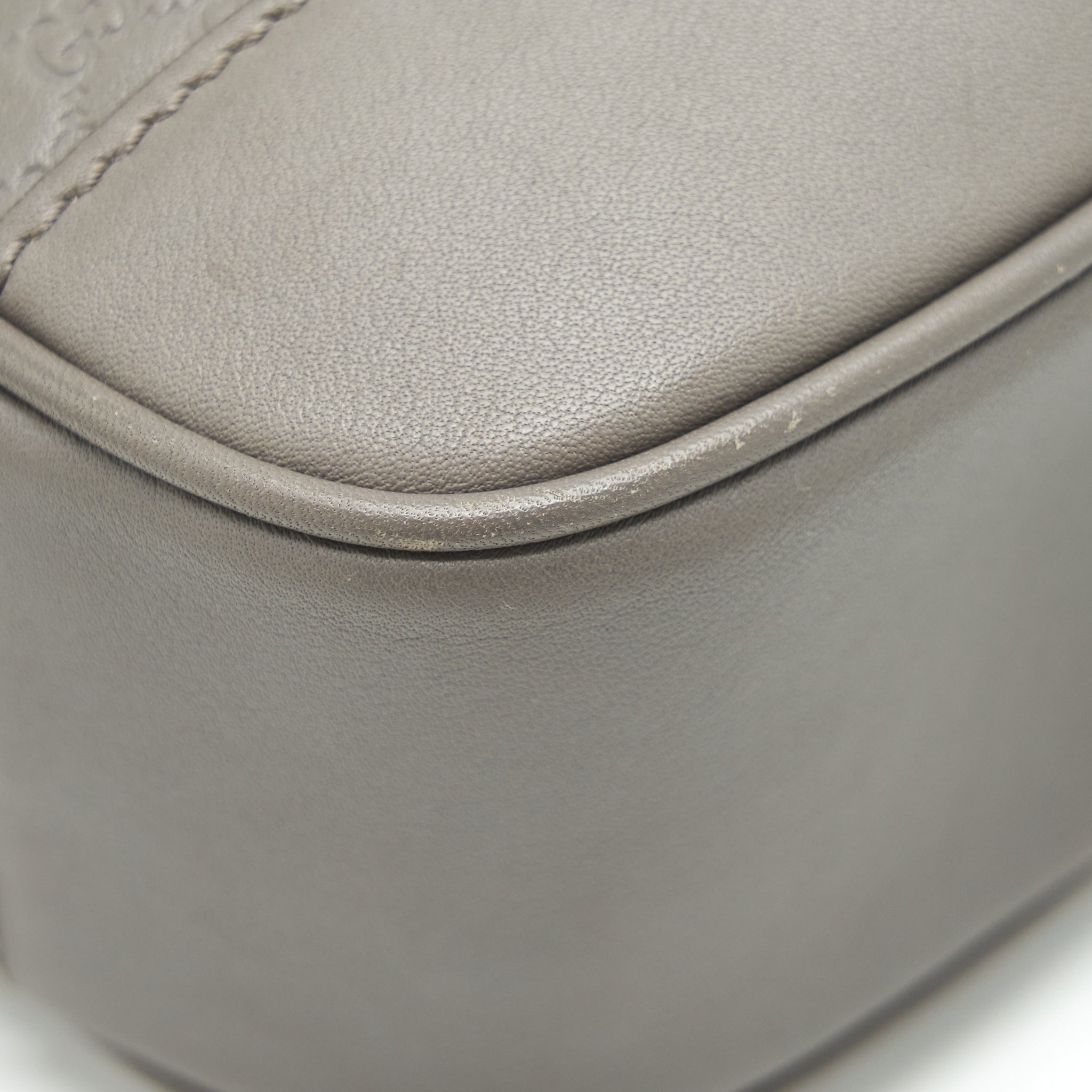 GUCCI GUCCISSIMA CROSSBODY BAG GREY LGHW
