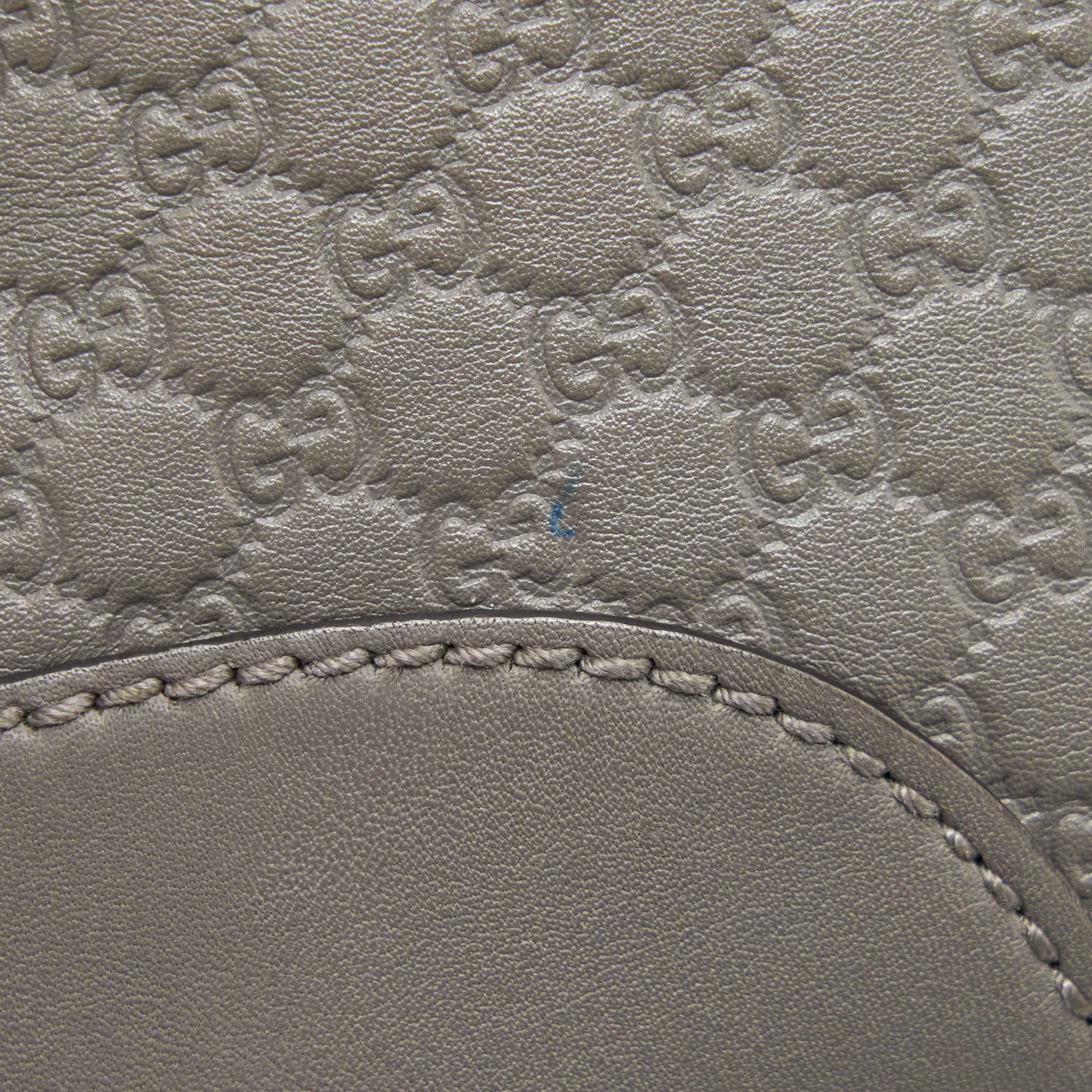 GUCCI GUCCISSIMA CROSSBODY BAG GREY LGHW