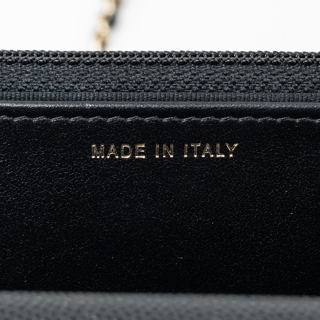 CHANEL DETAILED LOGO WALLET ON CHAIN BLACK CAVIAR LGHW (MICROCHIP)
