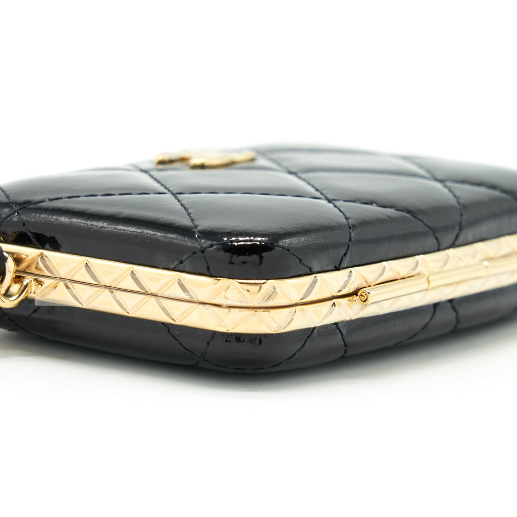 CHANEL 21A MINI CLIP BOX WITH CHAIN PATENT BLACK LGHW