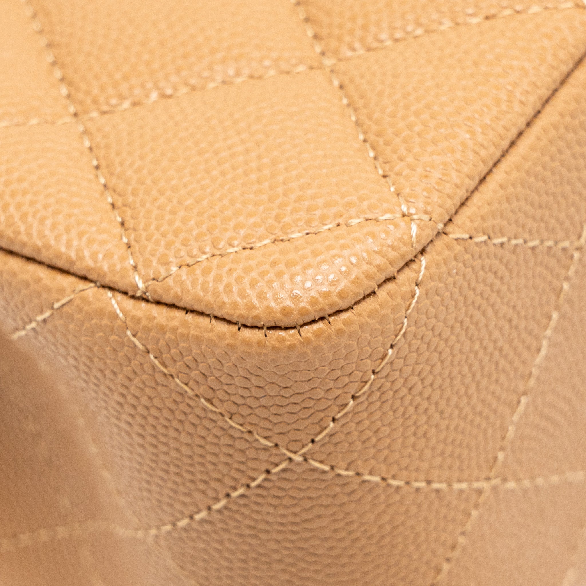 CHANEL MEDIUM CLASSIC DOUBLE FLAP BAG CAVIAR CARAMEL LGHW(MICROCHIP)