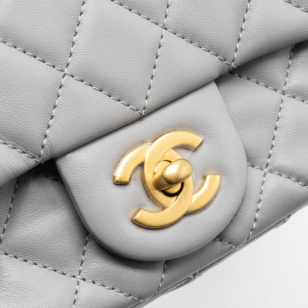CHANEL PEARL CRUSH MINI SQUARE FLAP BAG LAMBSKIN LIGHT GREY GHW(MICROCHIP)