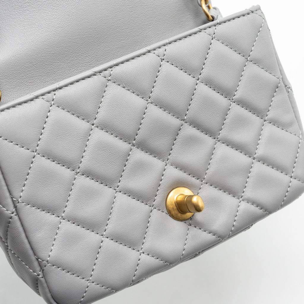 CHANEL PEARL CRUSH MINI SQUARE FLAP BAG LAMBSKIN LIGHT GREY GHW(MICROCHIP)