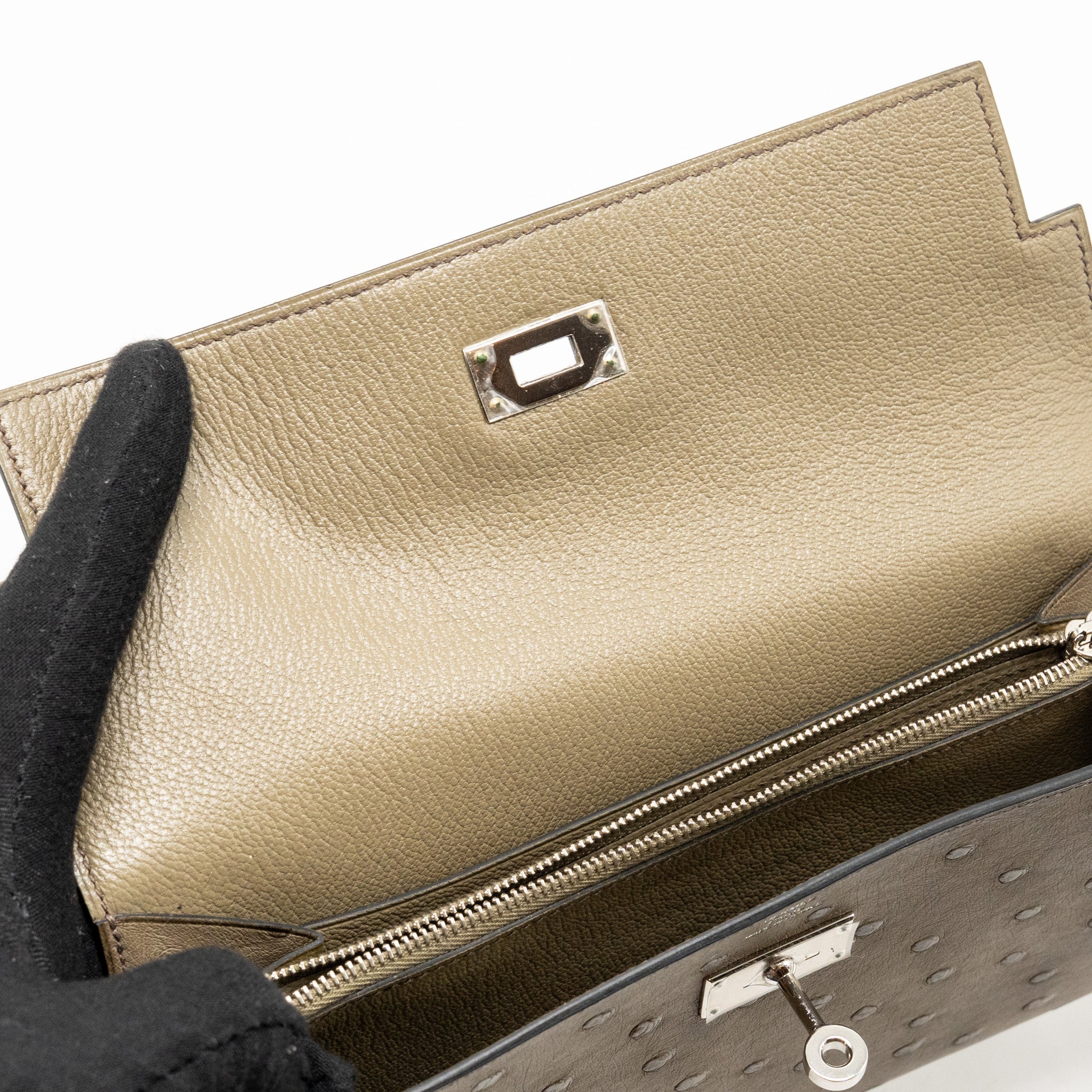 HERMES KELLY LONG WALLET OSTRICH GRIS TOURTERELLE SHW