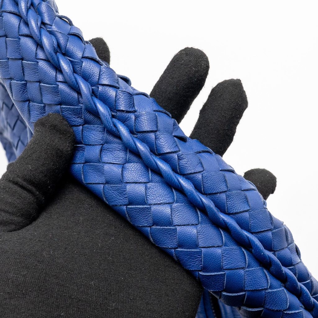 BOTTEGA VENETA INTERCCIATO HOBO BAG LAMBSKIN DARK BLUE SHW