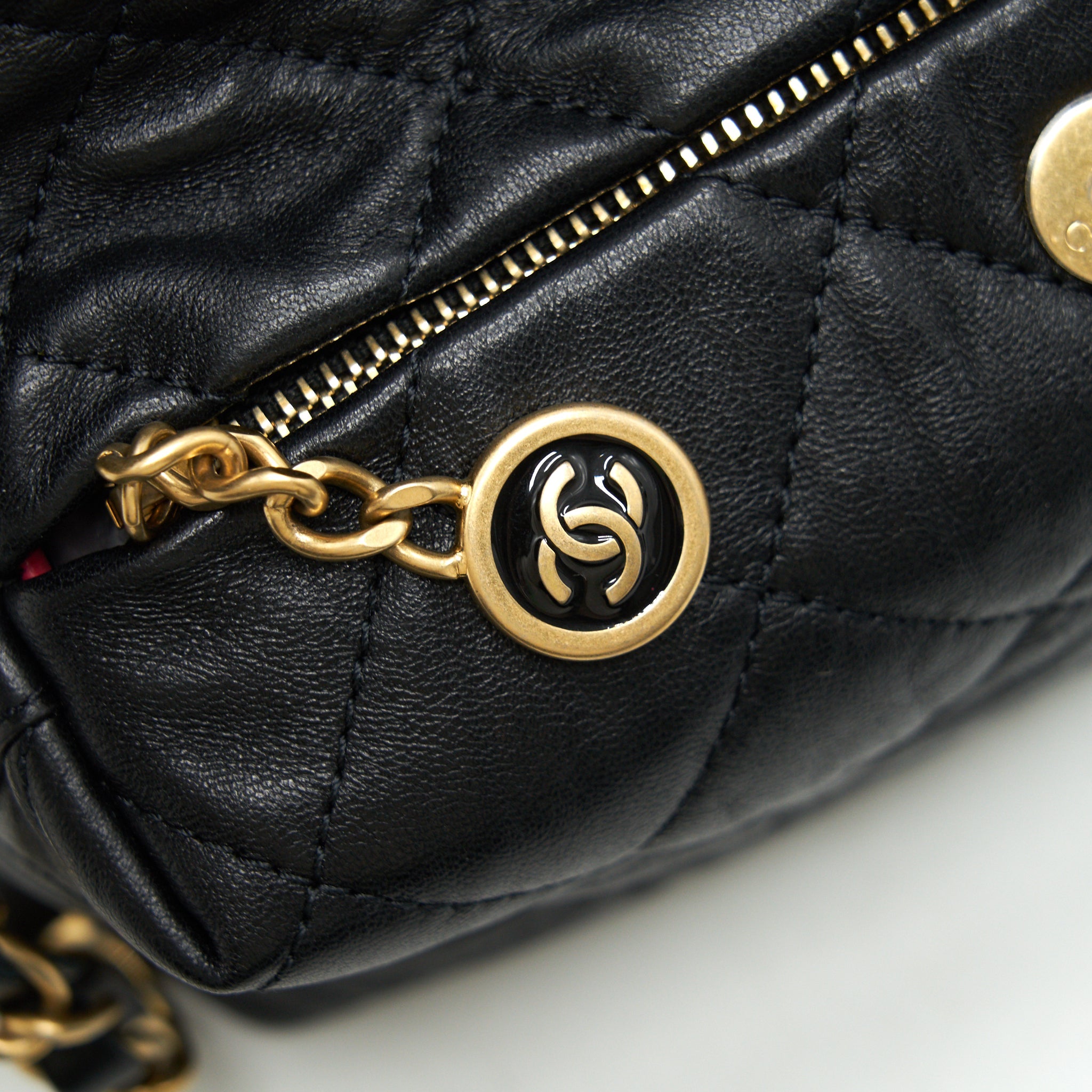 CHANEL SMALL CC WRAPPED STRAP BAG IN CRUMPLED LAMBSKIN SERIAL 31