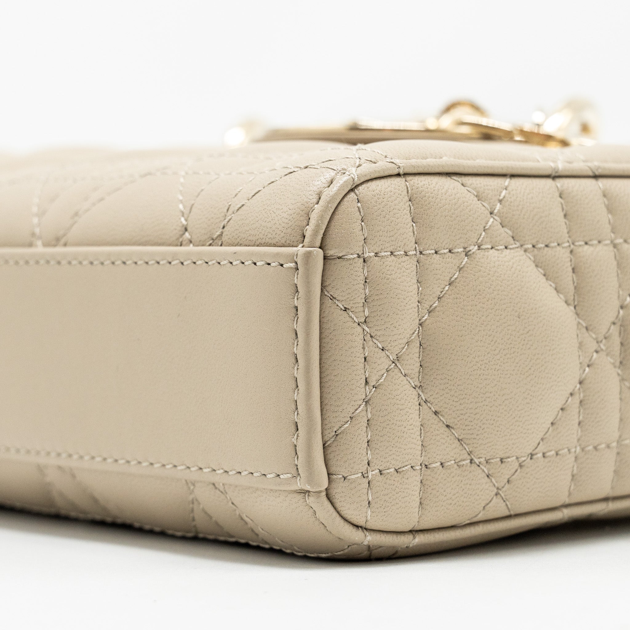 DIOR MEDIUM LADY D-JOY BAG LAMBSKIN BEIGE LGHW