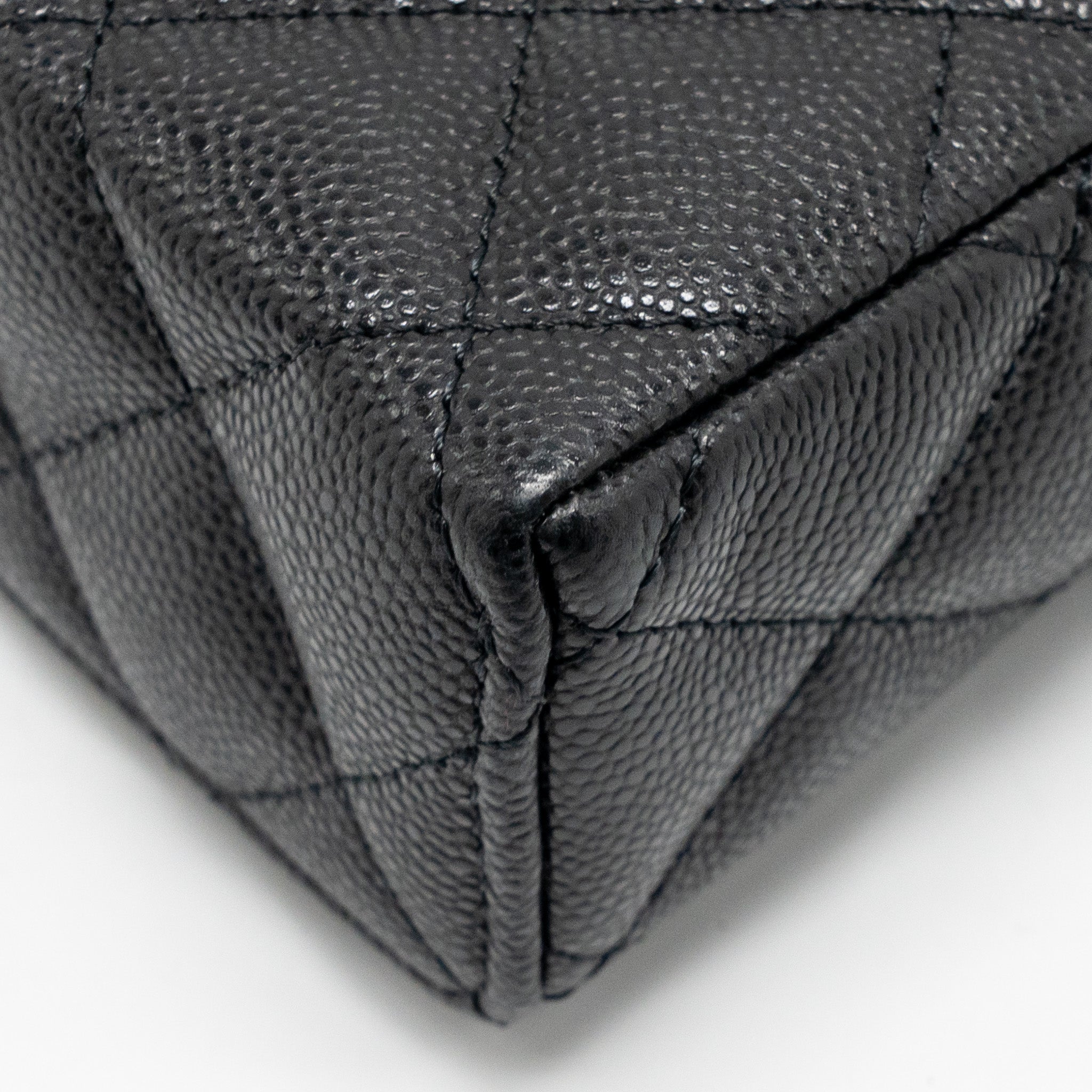 CHANEL 25P CC TOP HANDLE VANITY BAG CAVIAR BLACK LGHW (MICROCHIP)