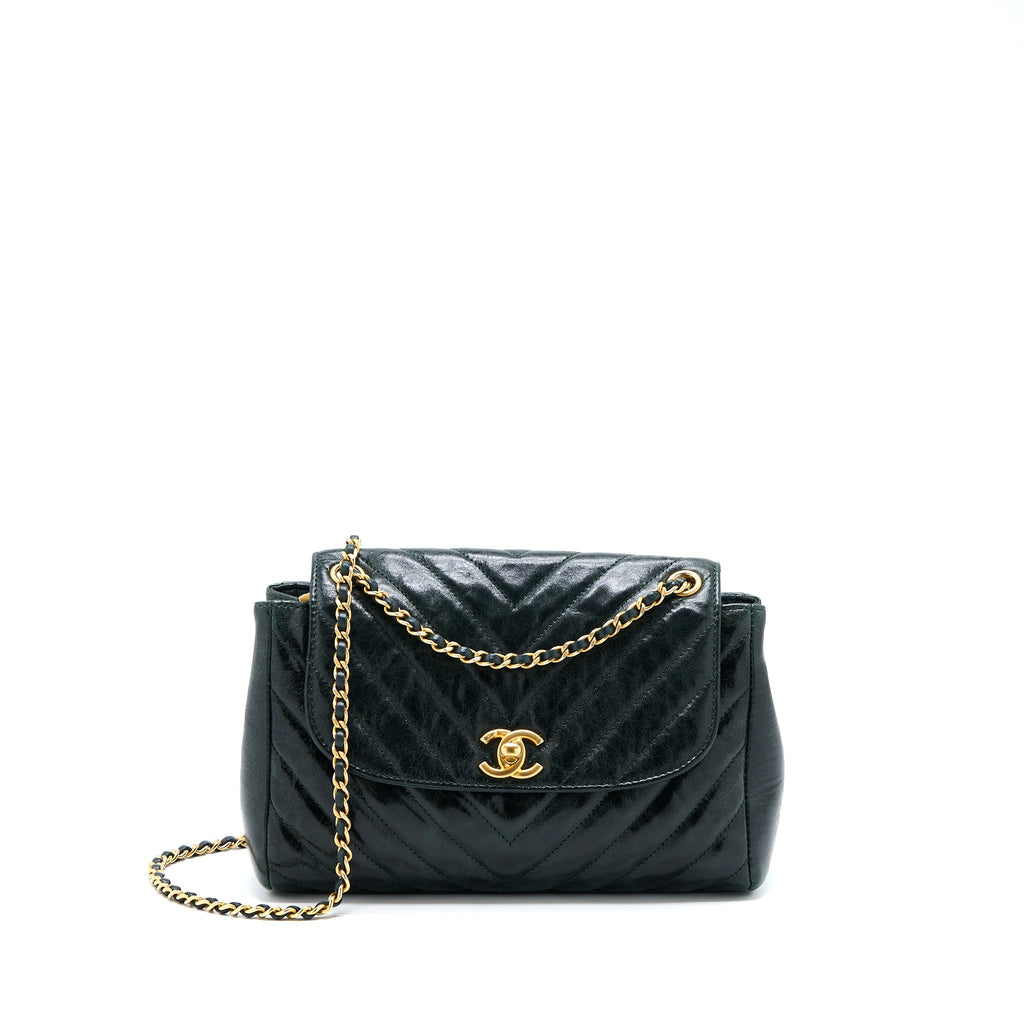 CHANEL CHEVRON HAMPTON FLAP BAG AGED CALFSKIN DARK GREEN GHW