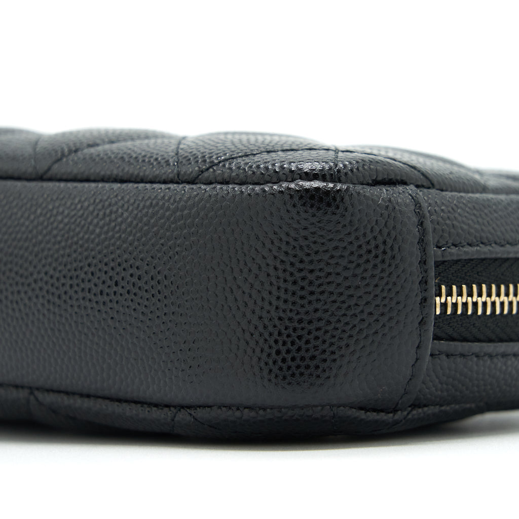 CHANEL SMALL ZIPPER VANITY POUCH CAVIAR BLACK LGHW