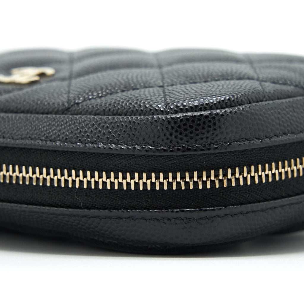 CHANEL SMALL ZIPPER VANITY POUCH CAVIAR BLACK LGHW