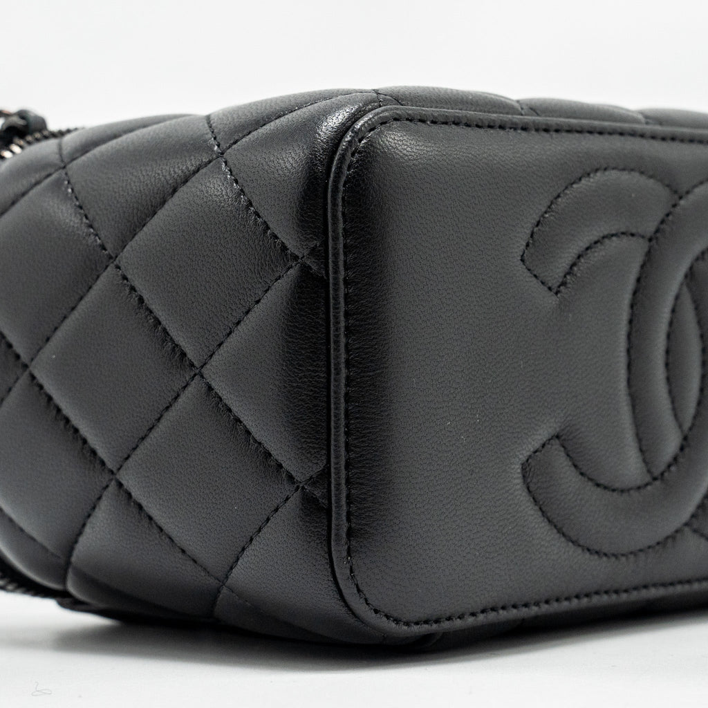 CHANEL LONG VANITY CASE LAMBSKIN SO BLACK (MICROCHIP)