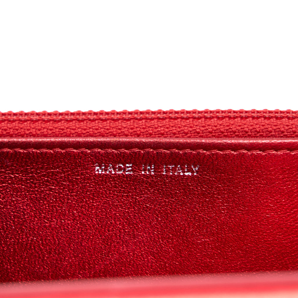 CHANEL BOY WALLET ON CHAIN PATENT METALLIC RED SHW