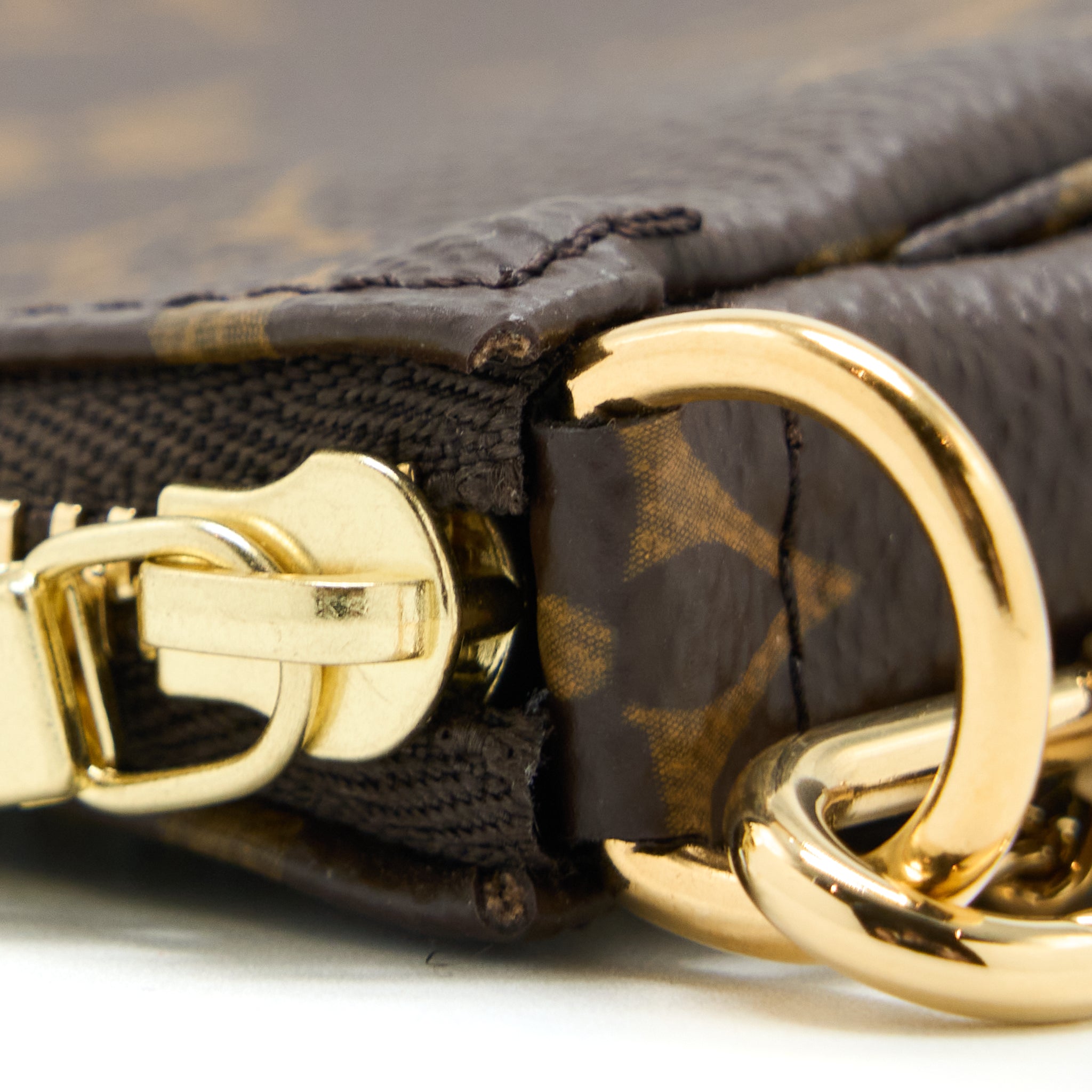 LOUIS VUITTON MINI POCHETTE ACCESSORIES MONOGRAM CANVAS GHW