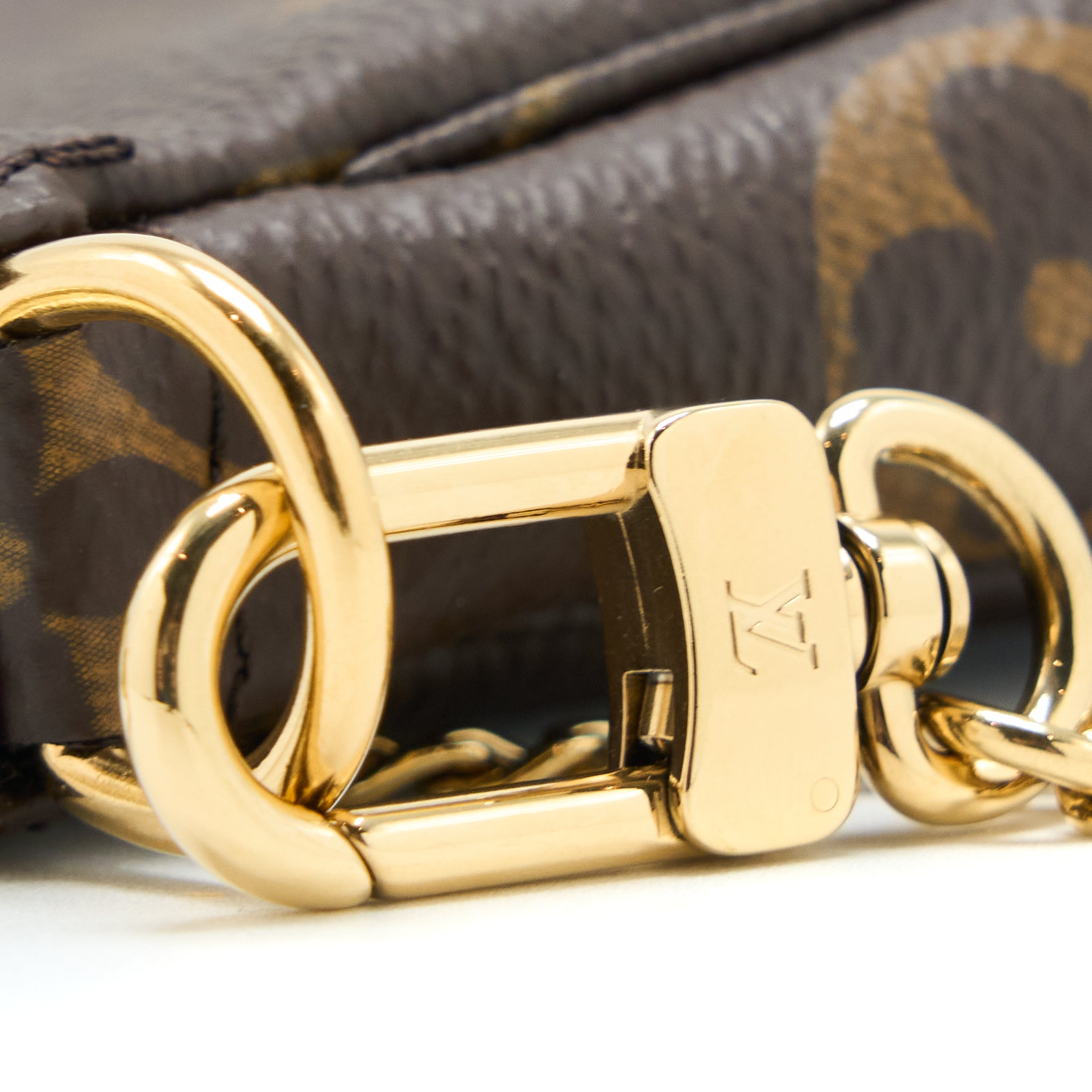 LOUIS VUITTON MINI POCHETTE ACCESSORIES MONOGRAM CANVAS GHW