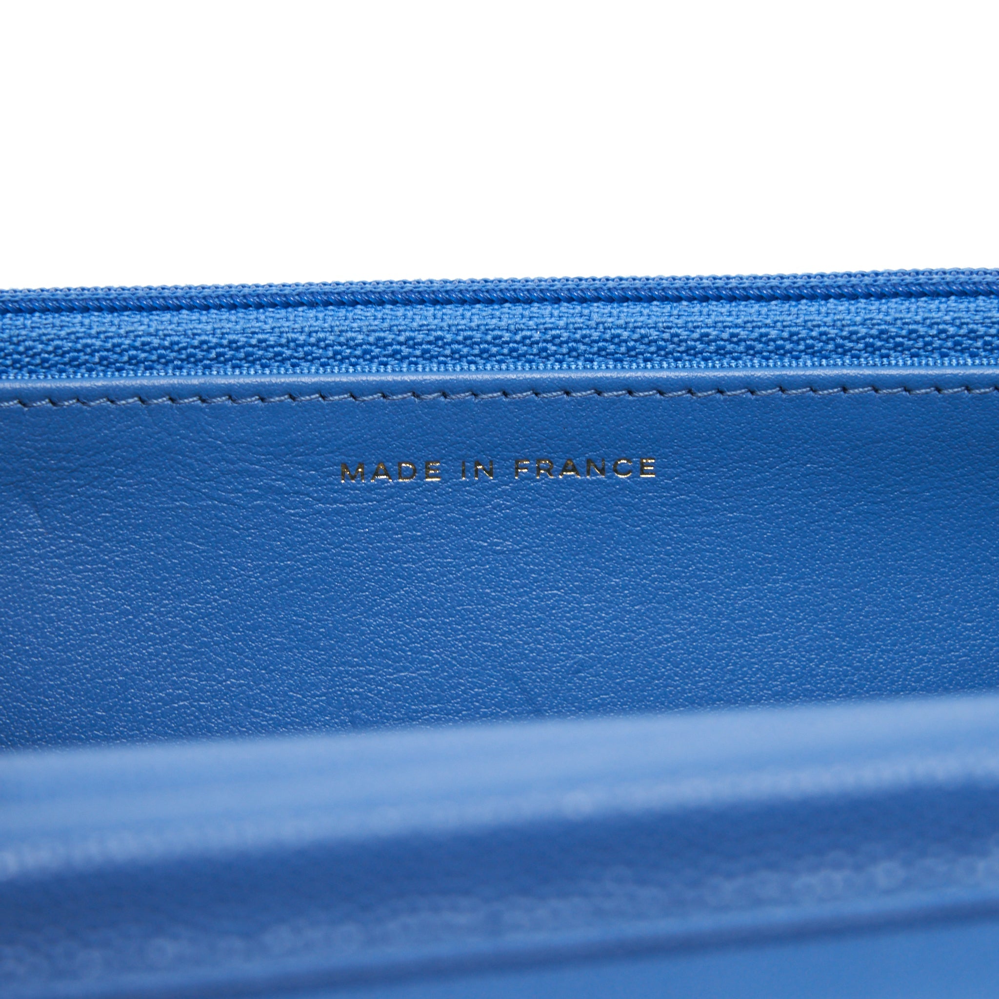 CHANEL CLASSIC WALLET ON CHAIN CAVIAR LIGHT BLUE LGHW