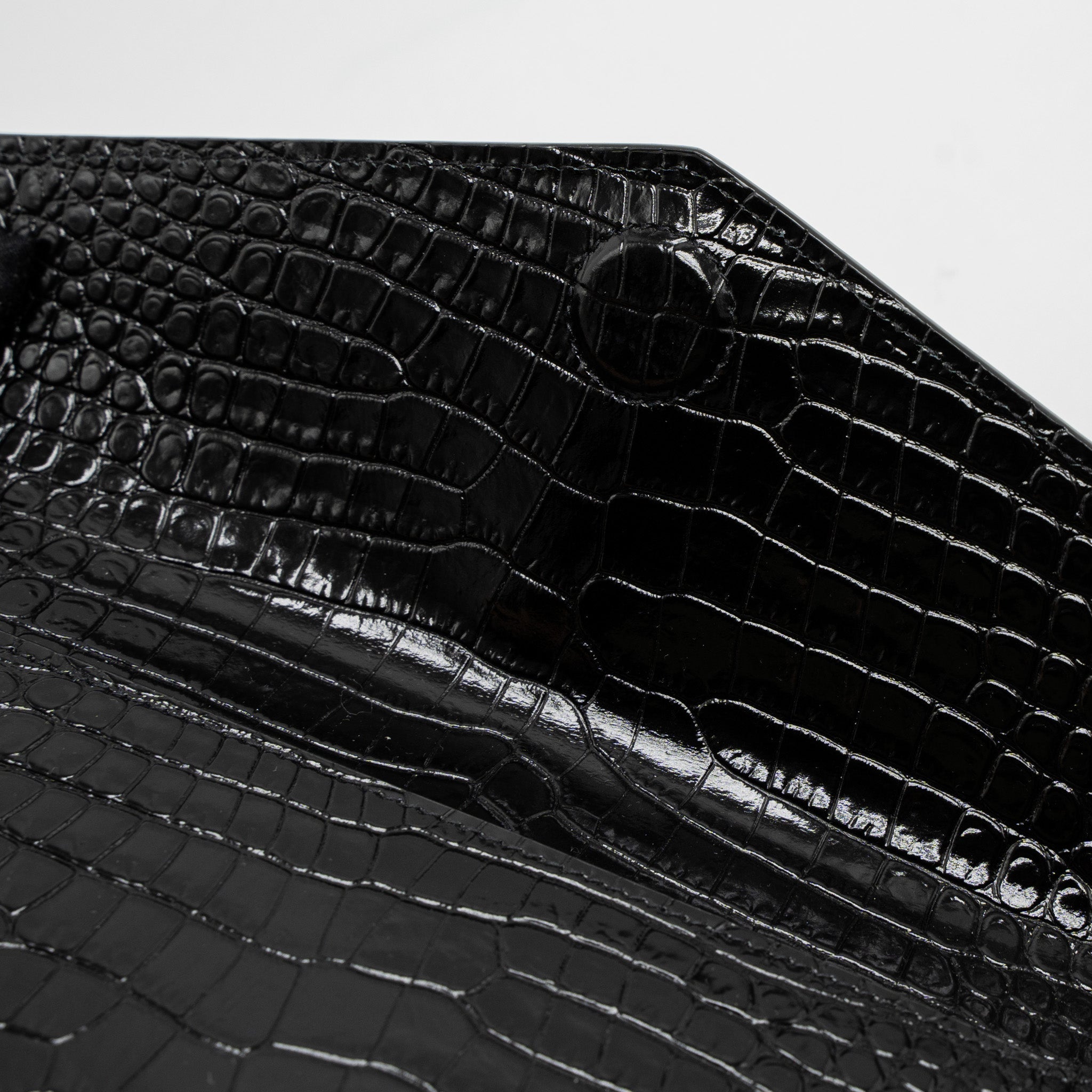 SAINT LAURENT/YSL UPTOWN POUCH CROC-EMBOSSED CALFSKIN BLACK SHW