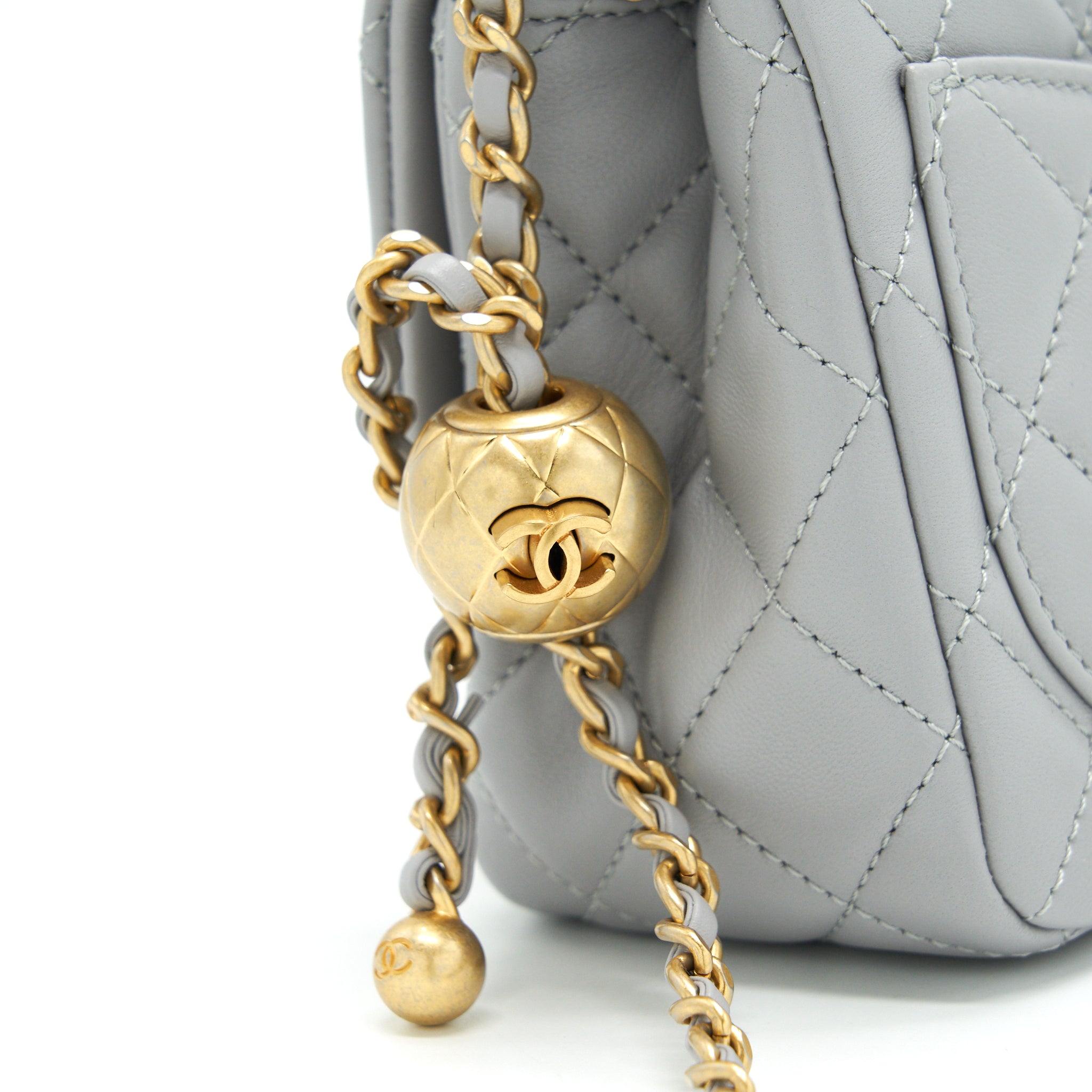 CHANEL 21B PEARL CRUSH MINI SQUARE FLAP BAG GREY GHW
