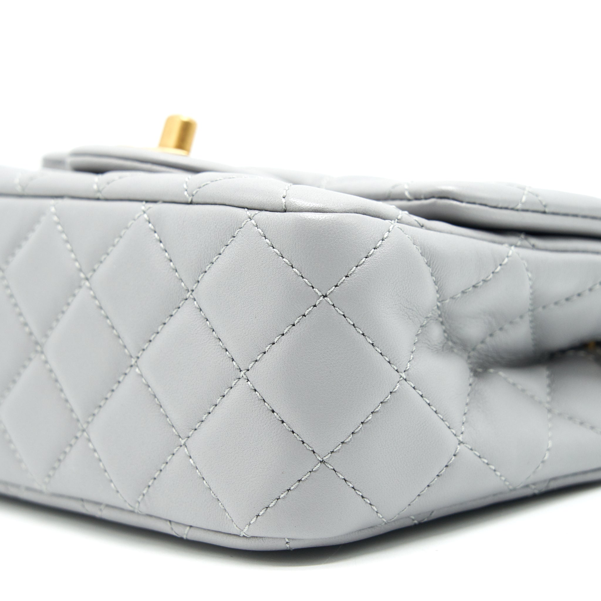 CHANEL 21B PEARL CRUSH MINI SQUARE FLAP BAG GREY GHW