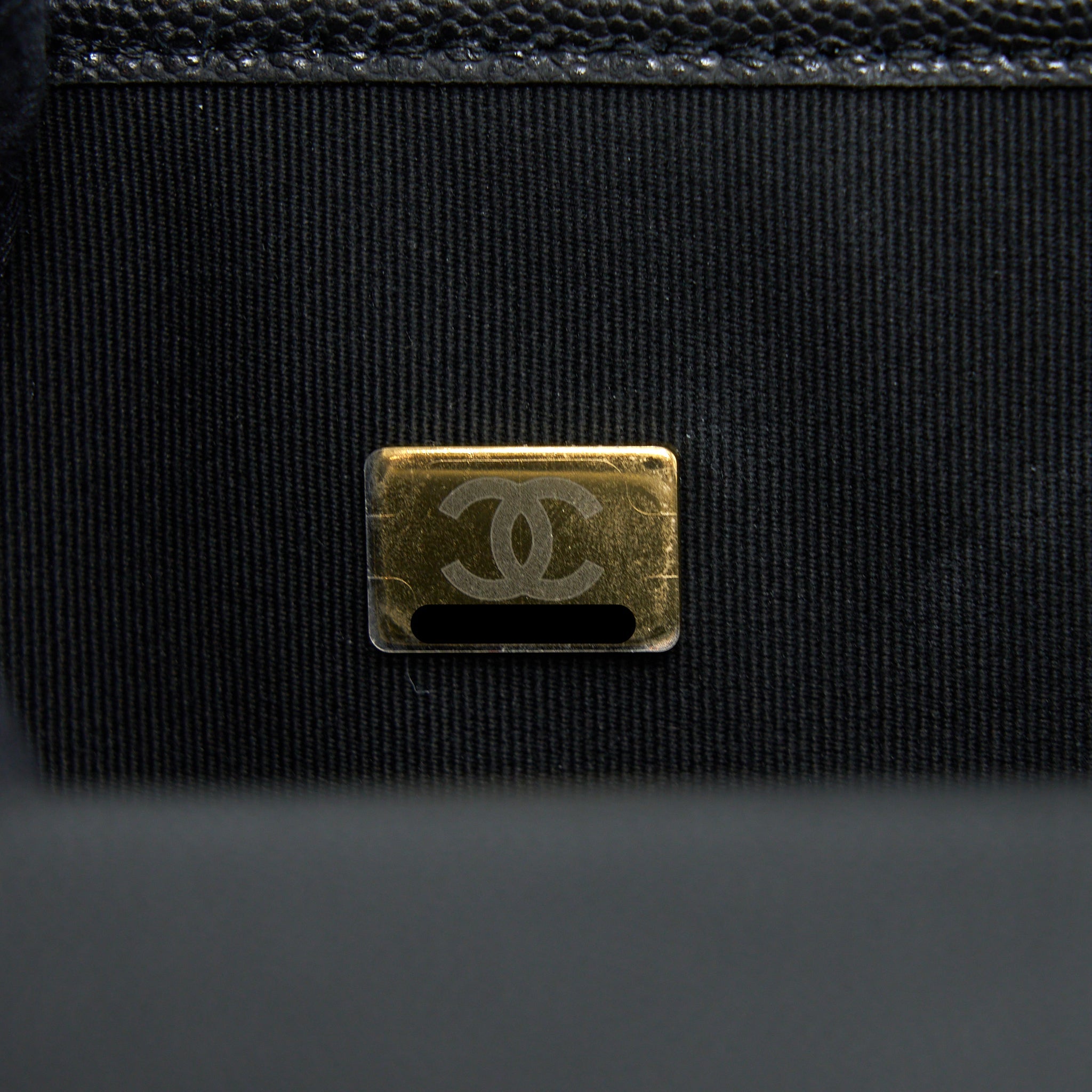 CHANEL 22K TOP HANDLE MESSENGER BAG CAVIAR BLACK BRUSHED GHW (MICROCHIP)
