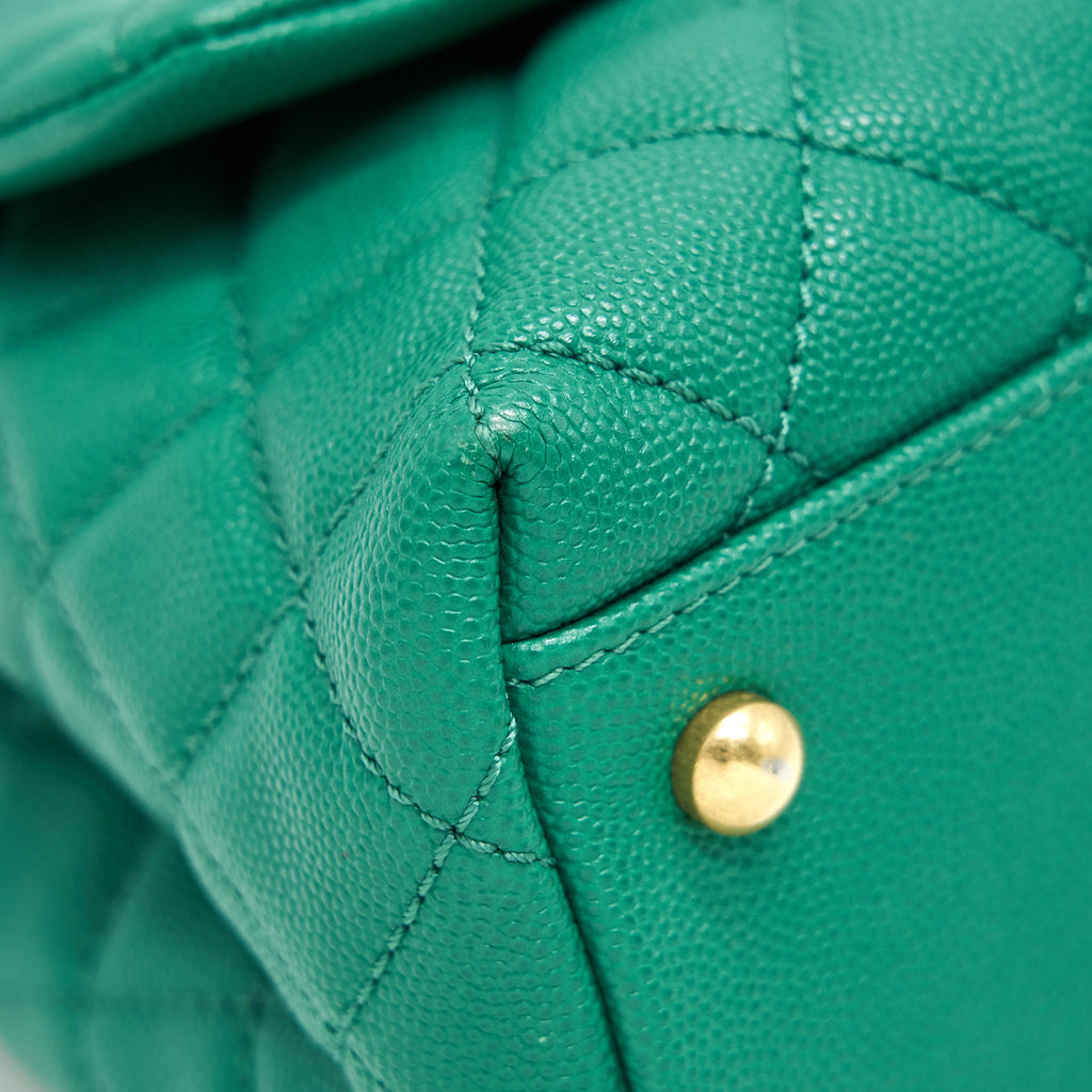 CHANEL COCOHANDLE FLAP BAG MEDIUM GREEN WITH GHW