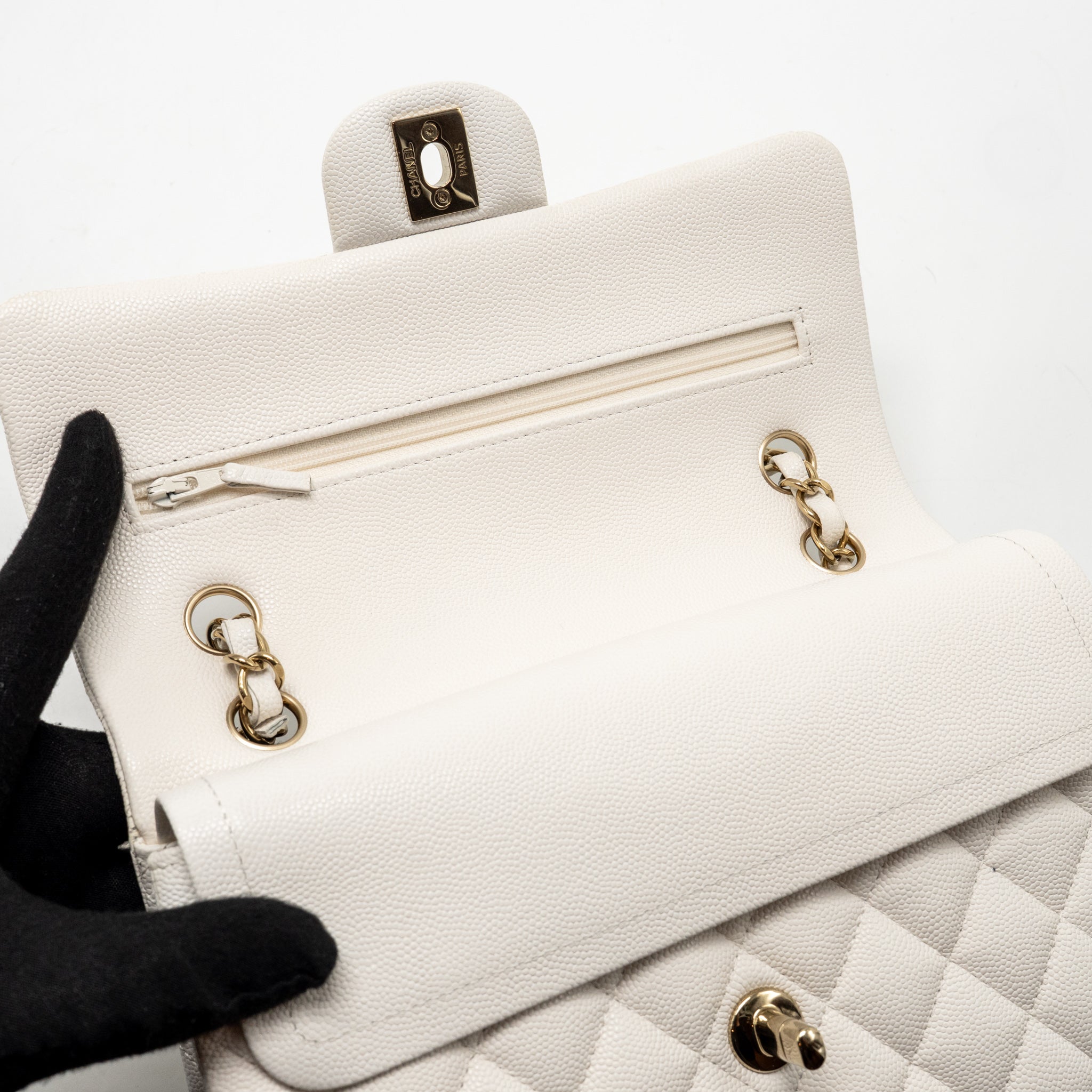 CHANEL SMALL CLASSIC DOUBLE FLAP BAG CAVIAR WHITE LGHW (MICROCHIP)