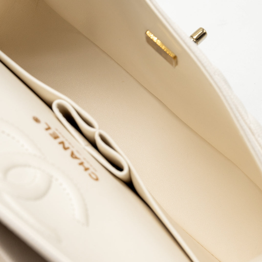 CHANEL SMALL CLASSIC DOUBLE FLAP BAG CAVIAR WHITE LGHW (MICROCHIP)