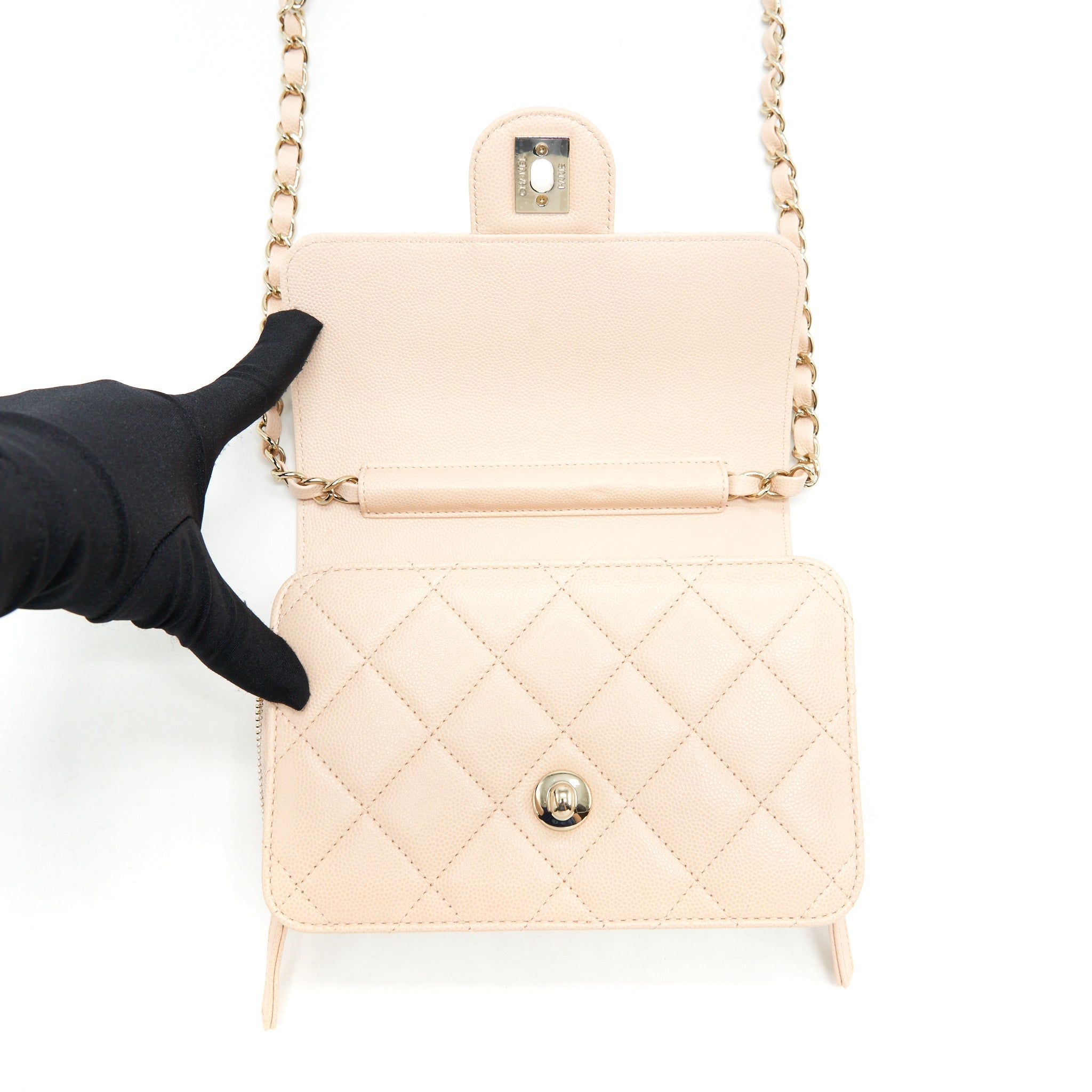CHANEL 21K CROSSBODY BAG CAVIAR LIGHT BEIGE LGHW