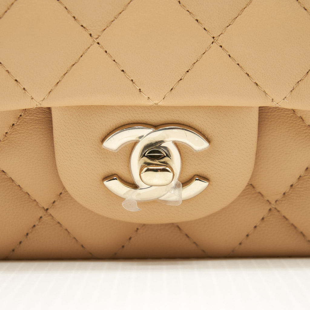 CHANEL MINI RECTANGULAR LAMBSKIN LIGHT BEIGE LGHW(MICROCHIP)