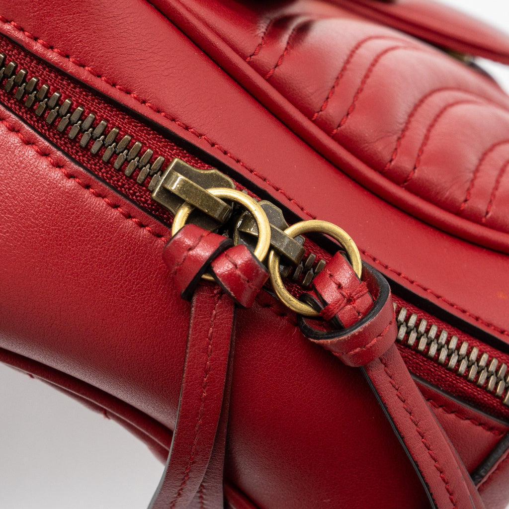 GUCCI GG MARMONT MATELASSE SHOULDER BAG CALFSKIN RED GHW