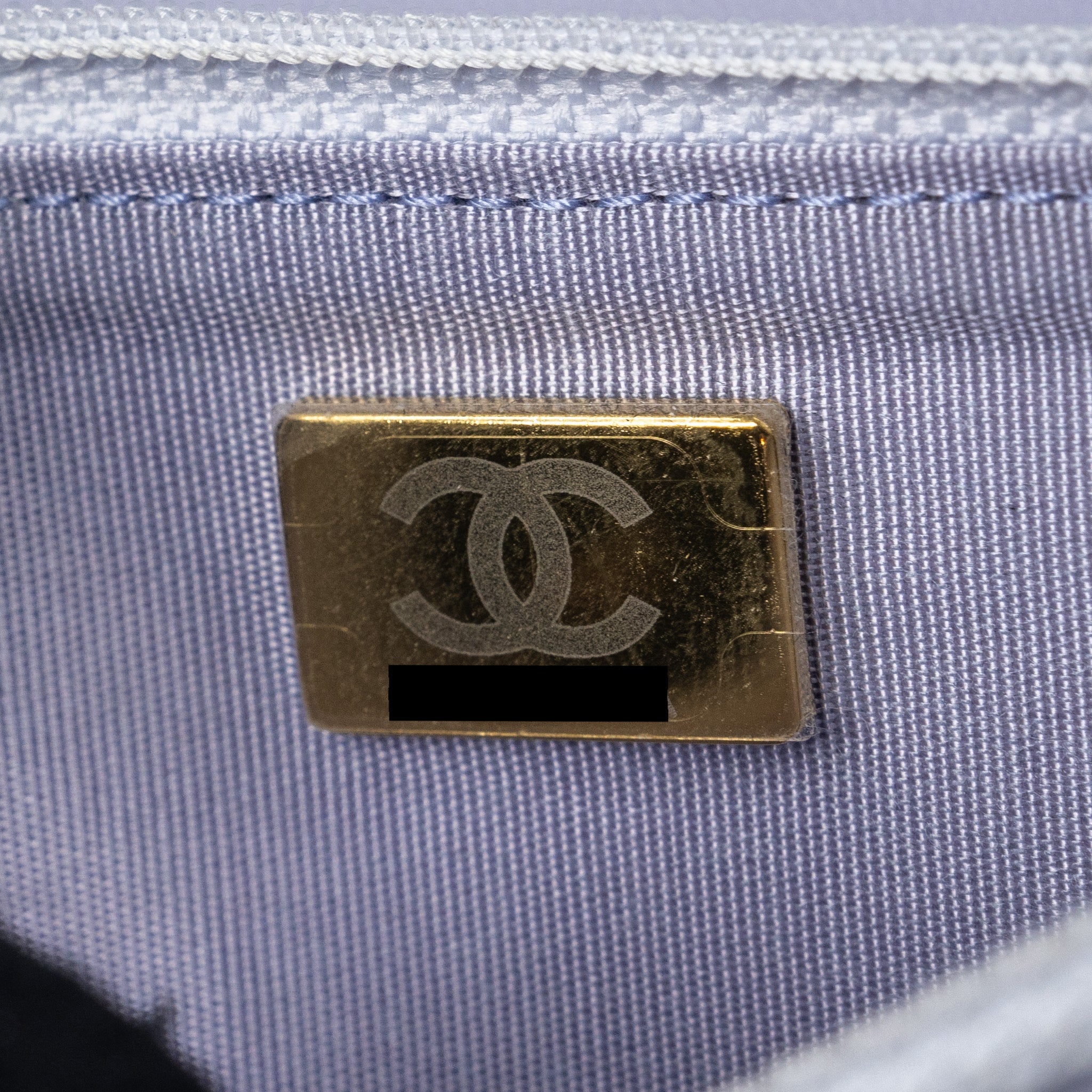 CHANEL BOY WALLET ON CHAIN CAVIAR LIALIC / LIGHT PURPLE LGHW (MICROCHIP)
