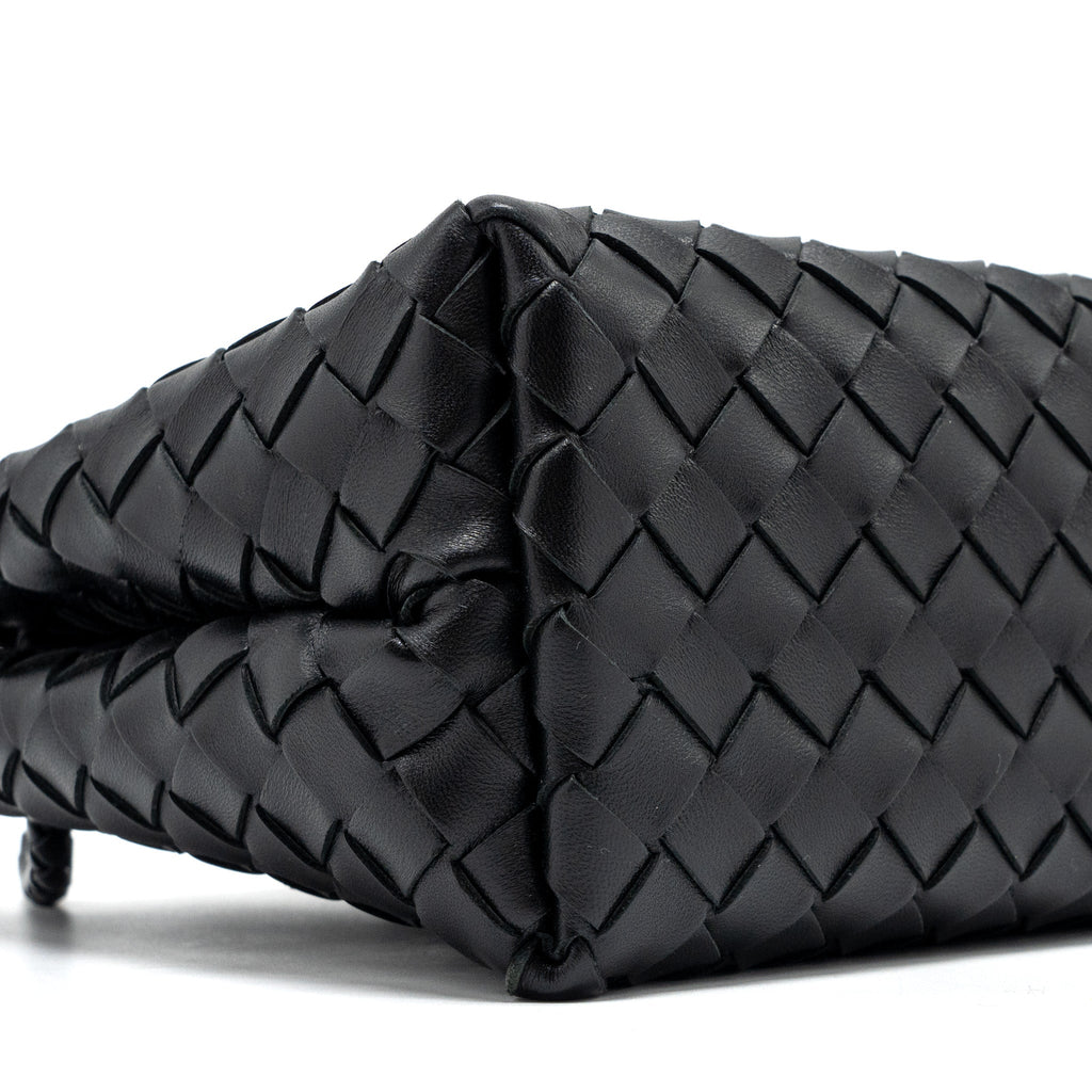BOTTEGA VENETA SMALL ANDIAMO BAG LAMBSKIN BLACK GHW
