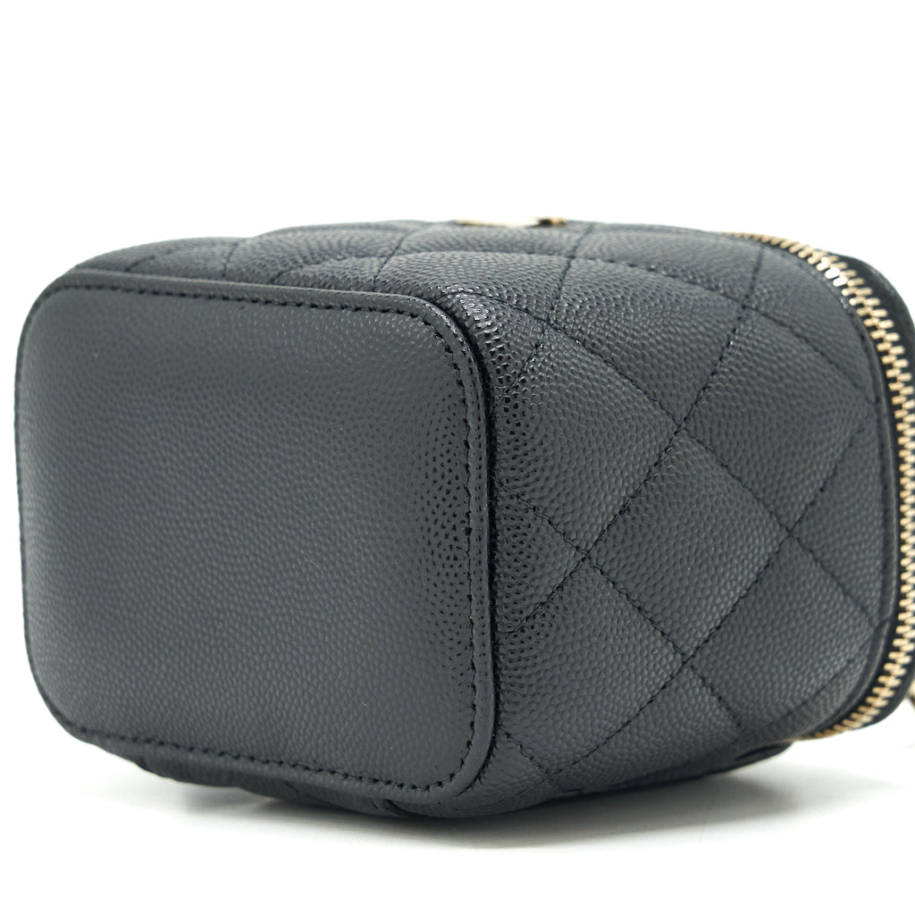 CHANEL 22C MINI VANITY WITH CHAIN CAVIAR BLACK LGHW