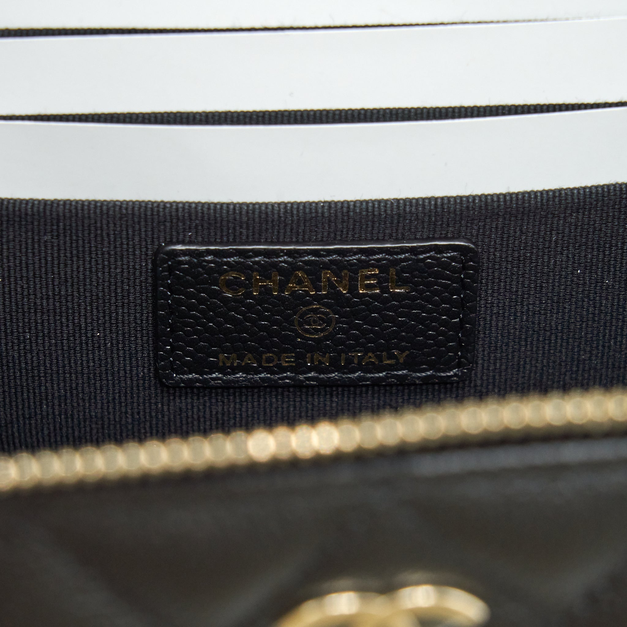 CHANEL 22P LONG VANITY WITH LOGO CHAIN CAVIAR BLACK LGHW