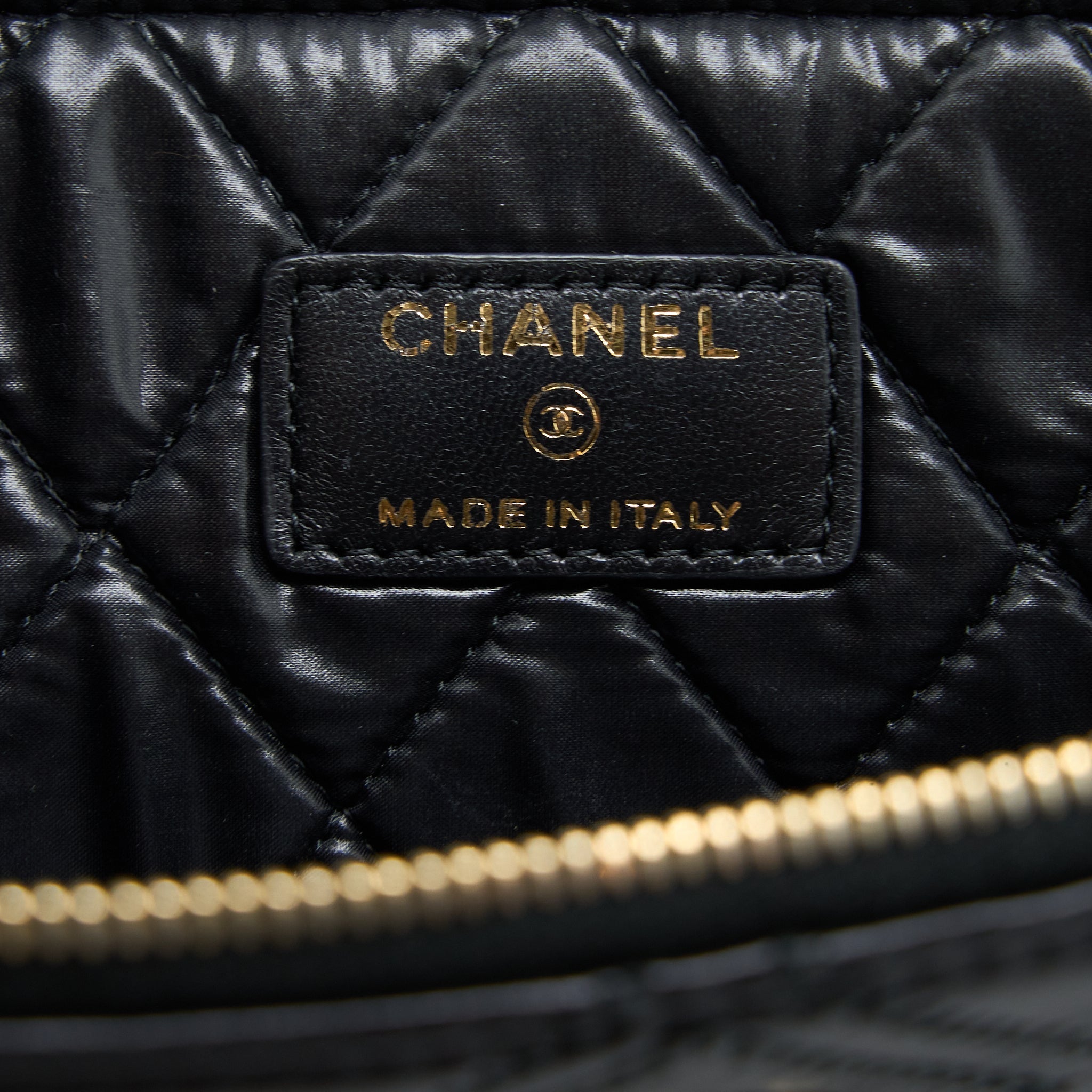 CHANEL QUILTED POUCH WITH TASSEL BLACK LGHW