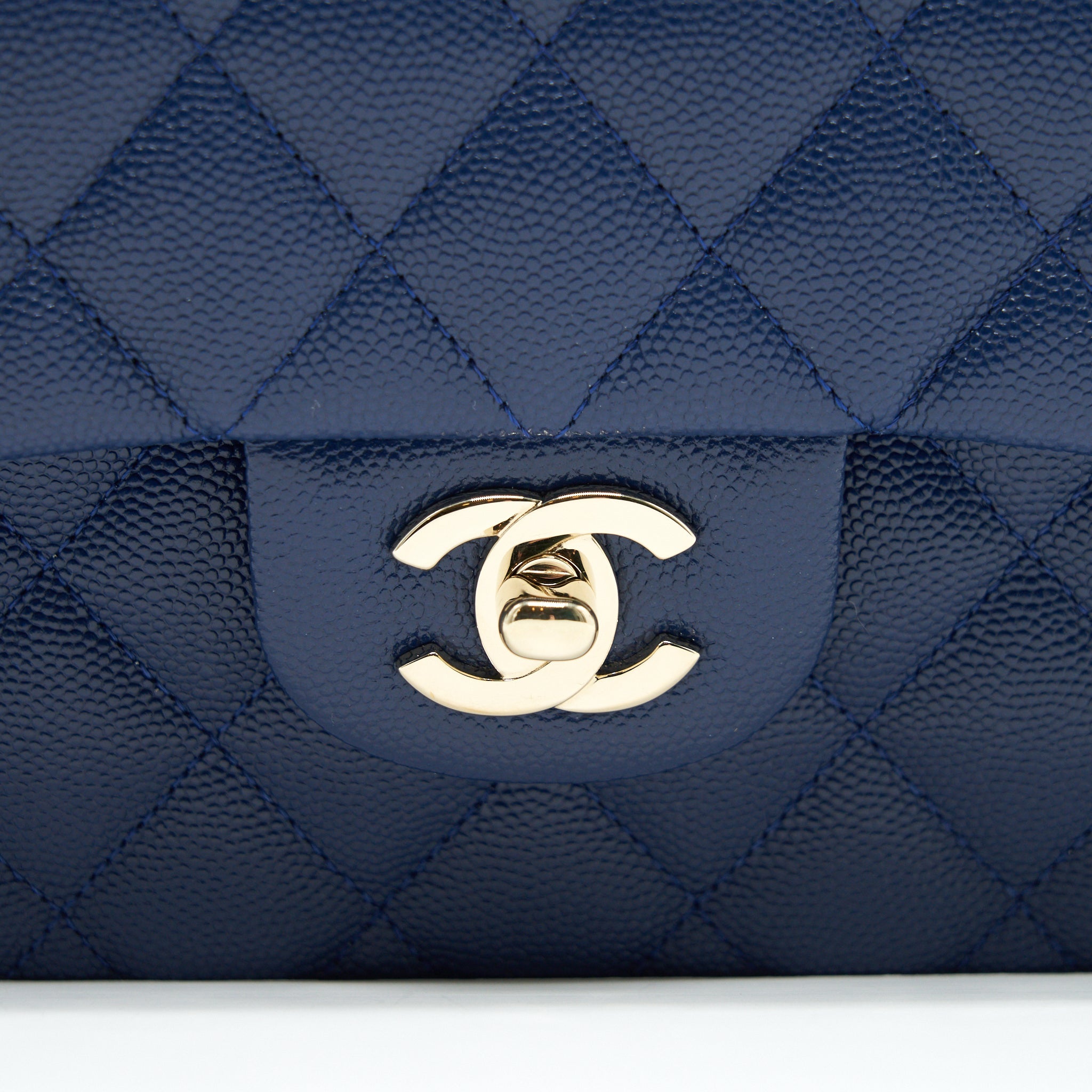 CHANEL CLASSIC SMALL DOUBLE FLAP CAVIAR NAVY LGHW