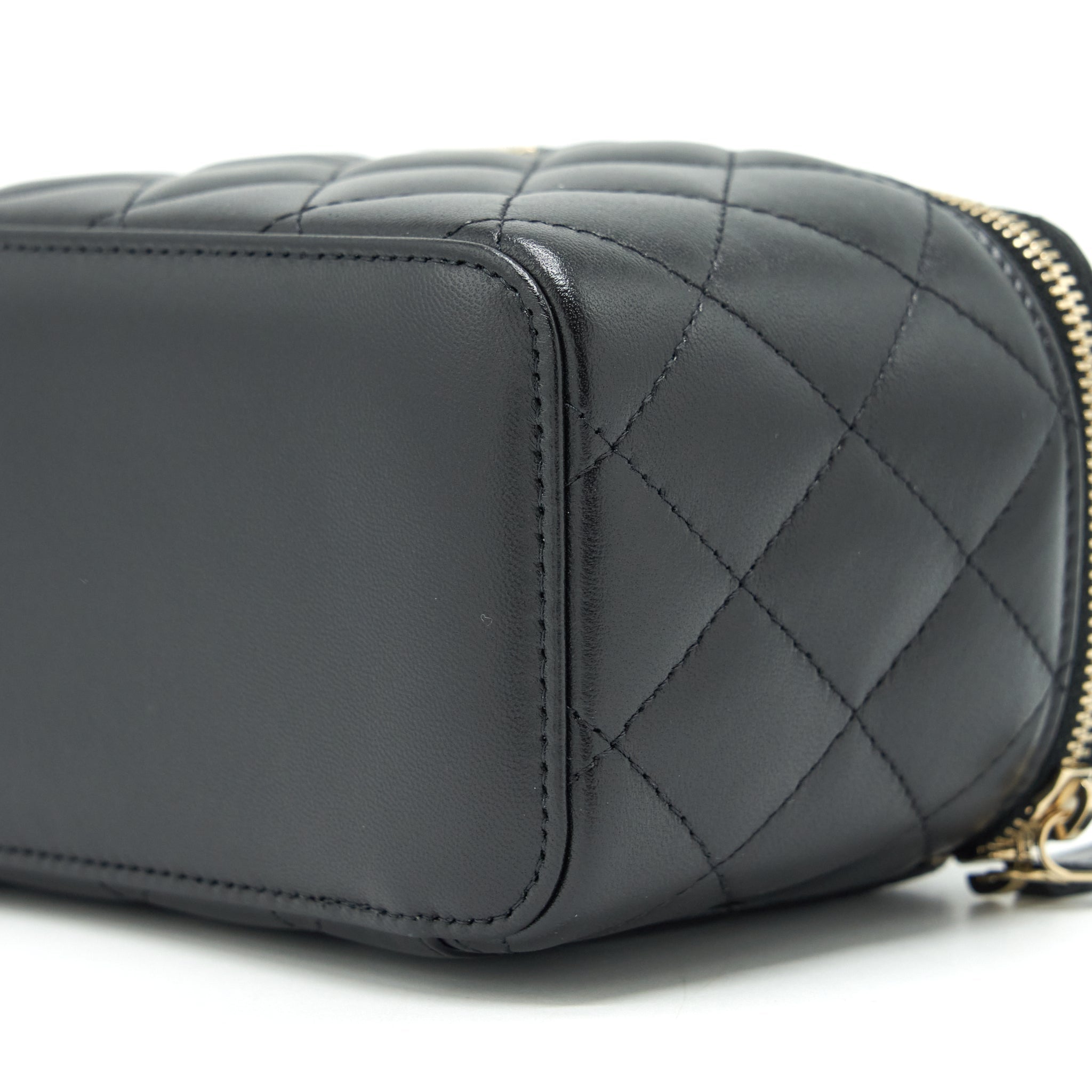 CHANEL TOP HANDLE LONG VANITY WITH CHAIN LAMBSKIN BLACK LGHW