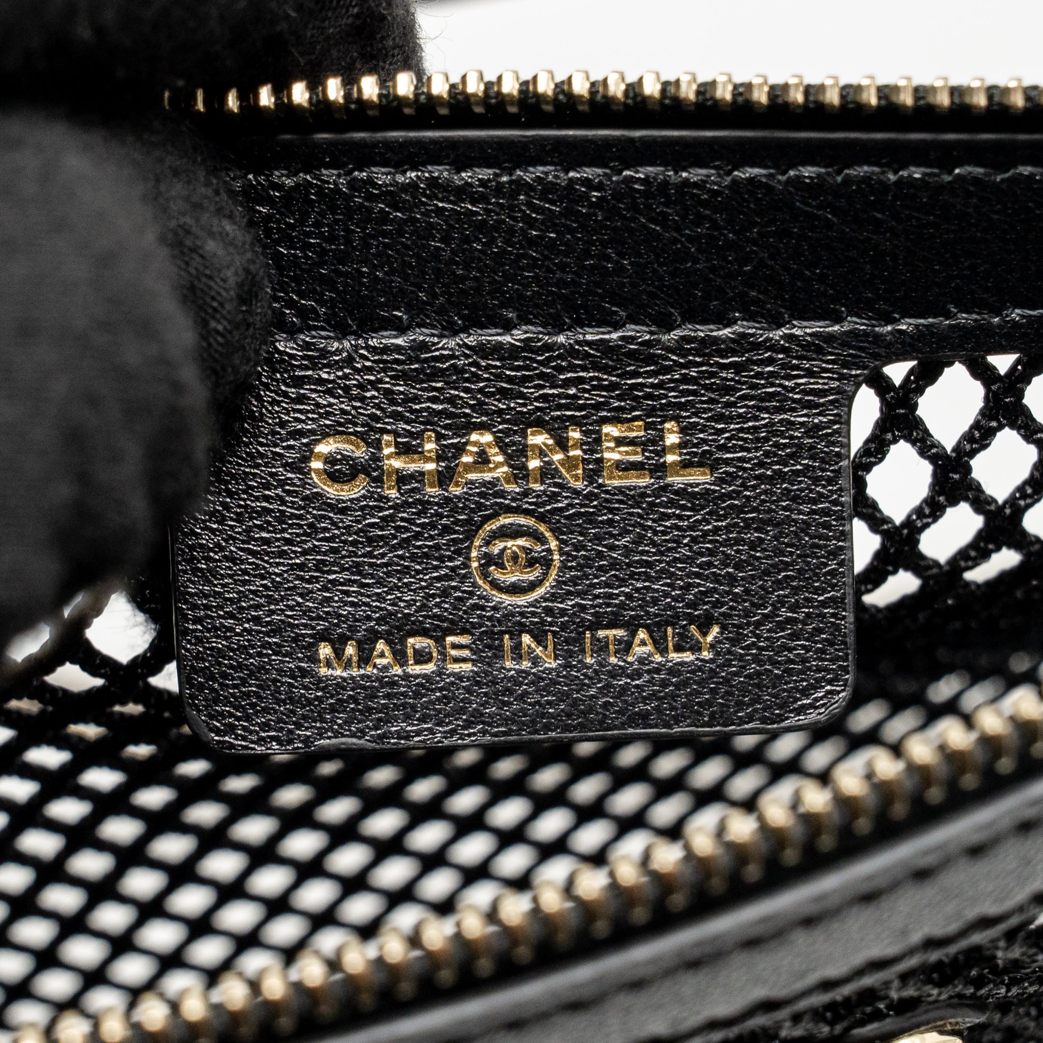 CHANEL 25S HALF MOON CLUTCH WITH CHAIN MESH/LAMBSKIN BLACK LGHW (MICROCHIP)
